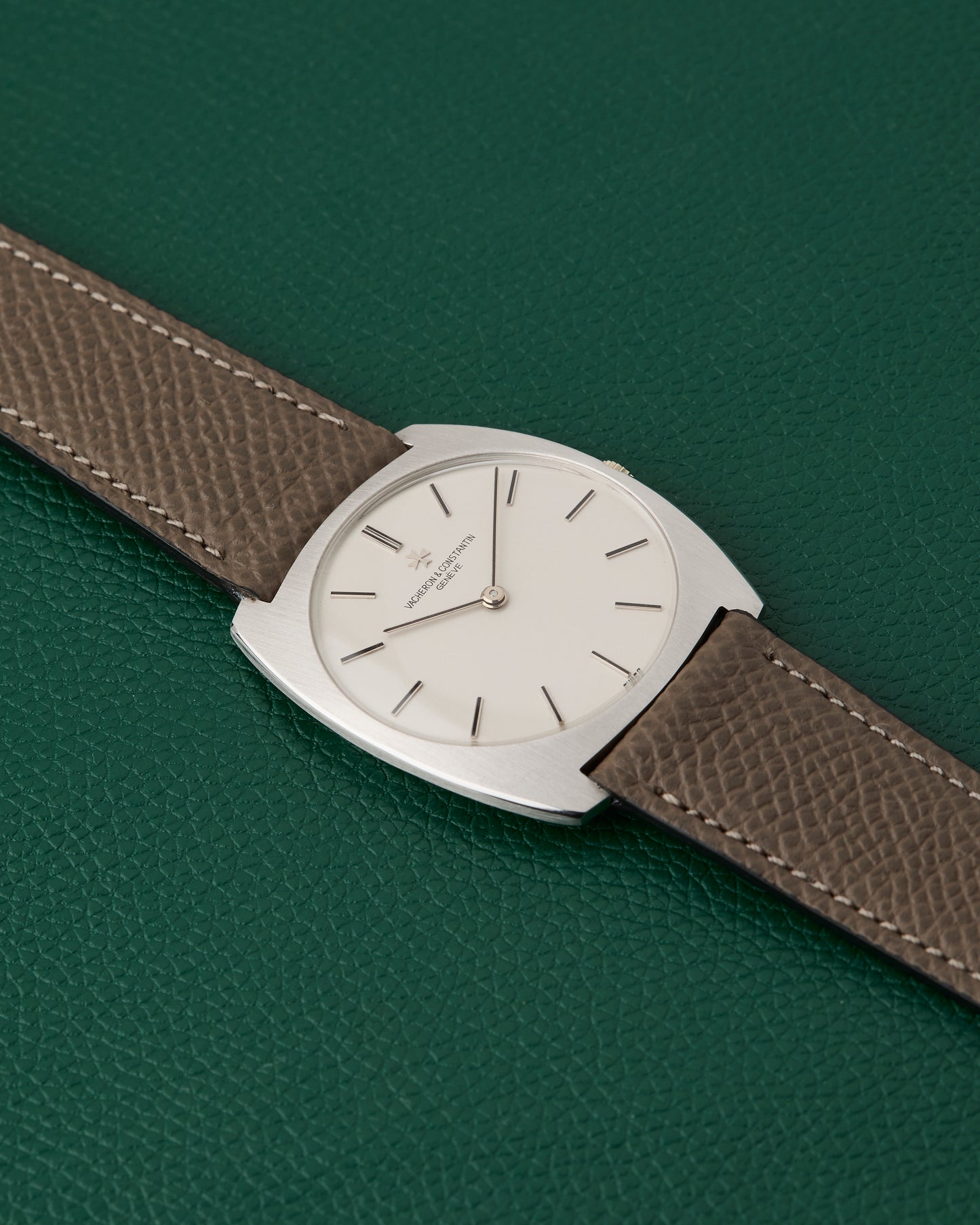 Vacheron Constantin Ref. 2014 Tonneau Case 18k White Gold