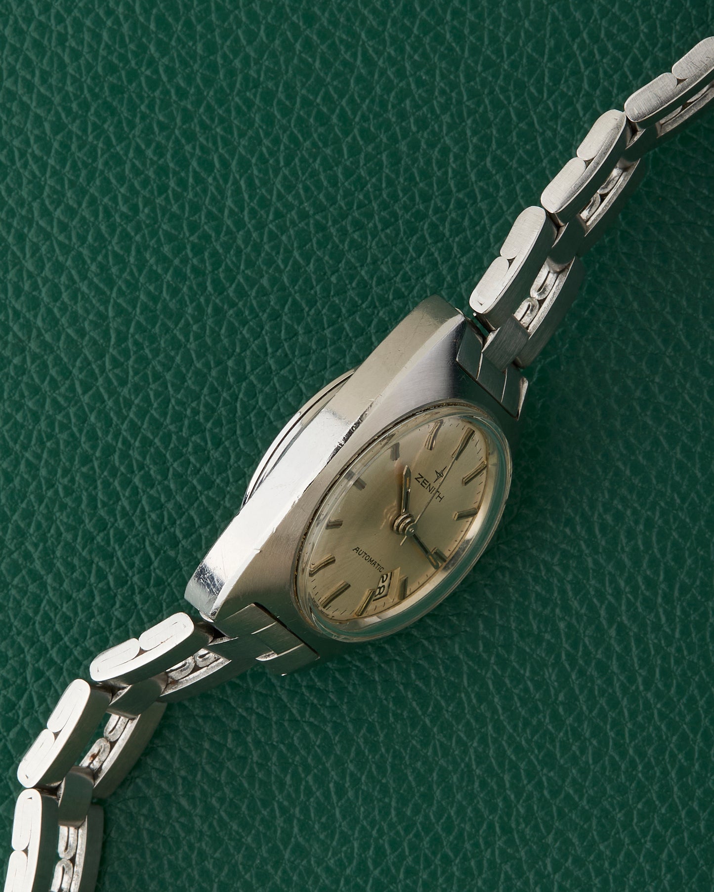 Zenith Silver Dial C-Case Vintage Ladies Watch Gay Freres Ladder Bracelet