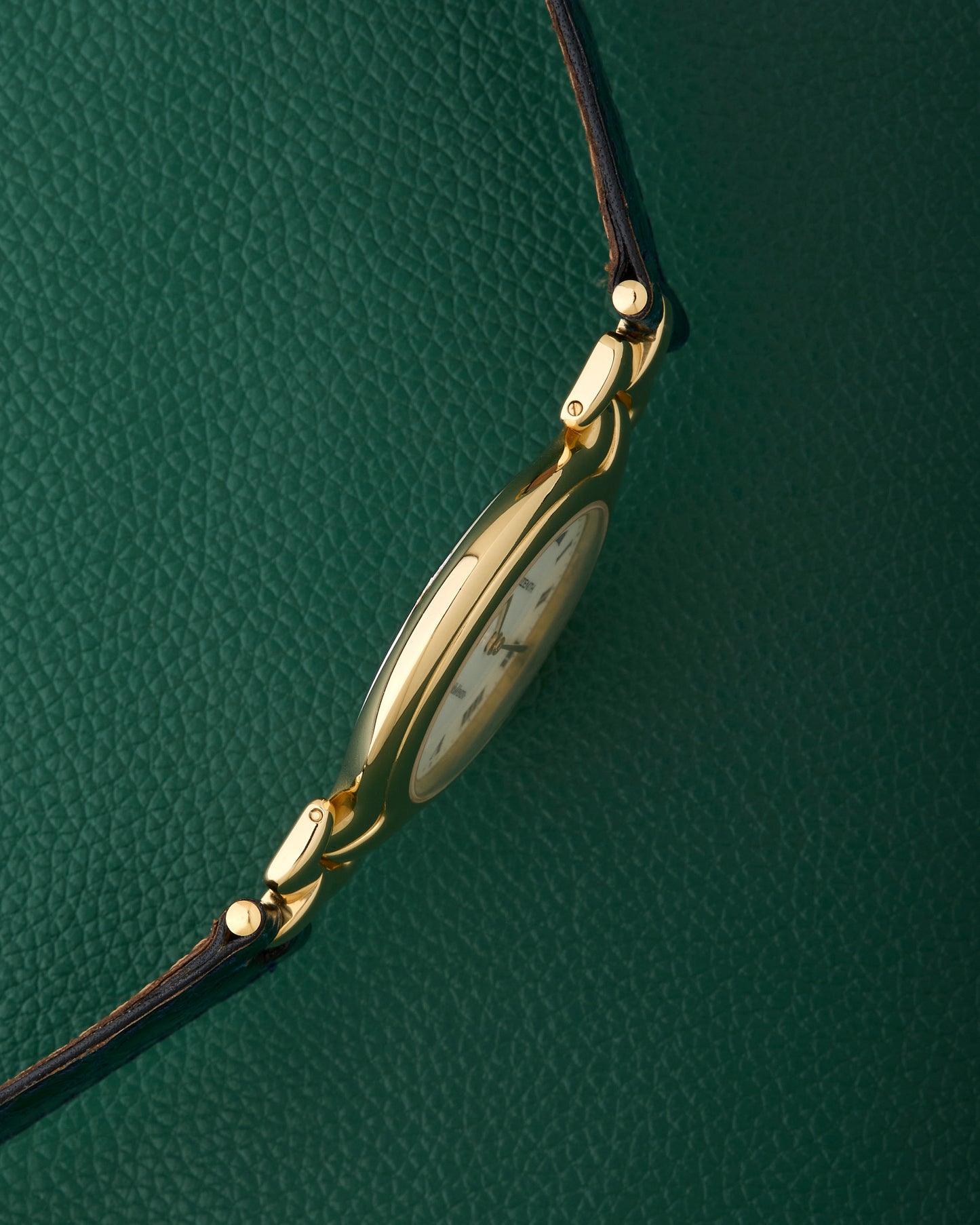 Zenith Ref.27-0220.115 ViaVeneto Roman Numerals NOS Vintage