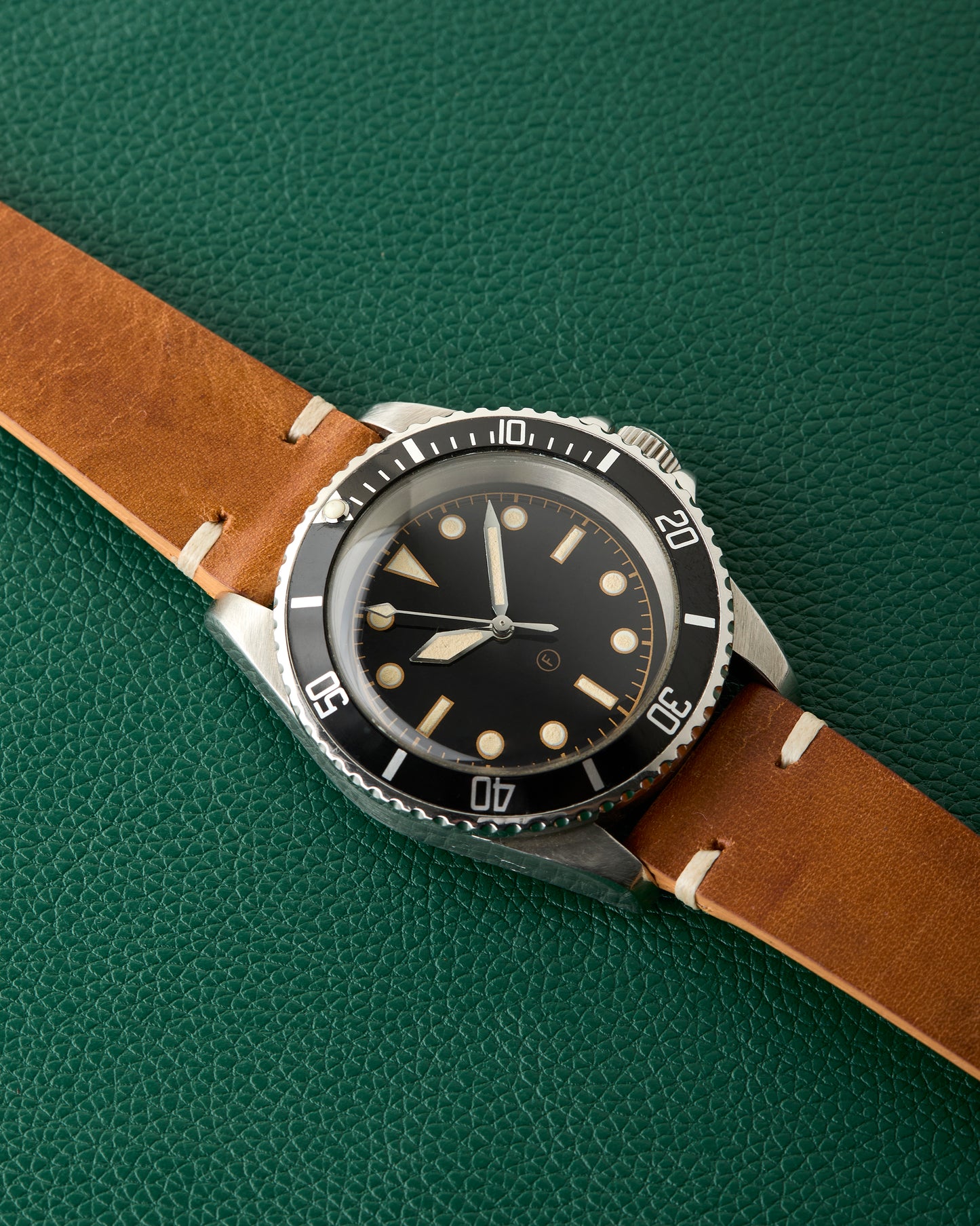 Freese 101 Gloss Black Dial Black Bezel Box Simon Freese Watch