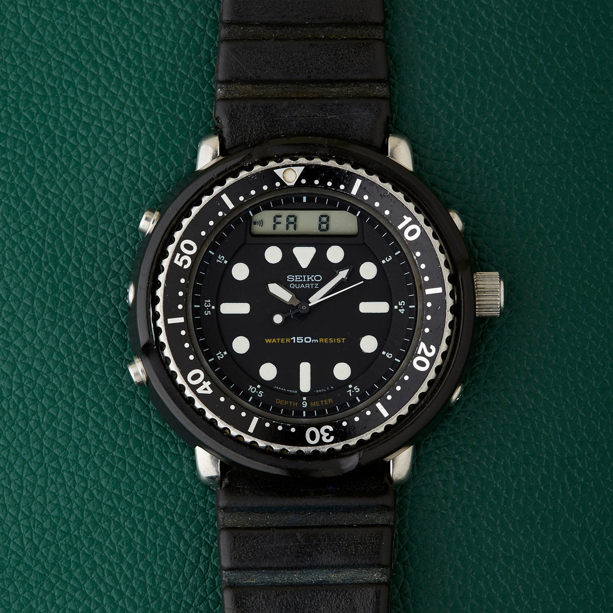Seiko H558-5000 Arnie Quartz Diver Watch Vintage May 1982 