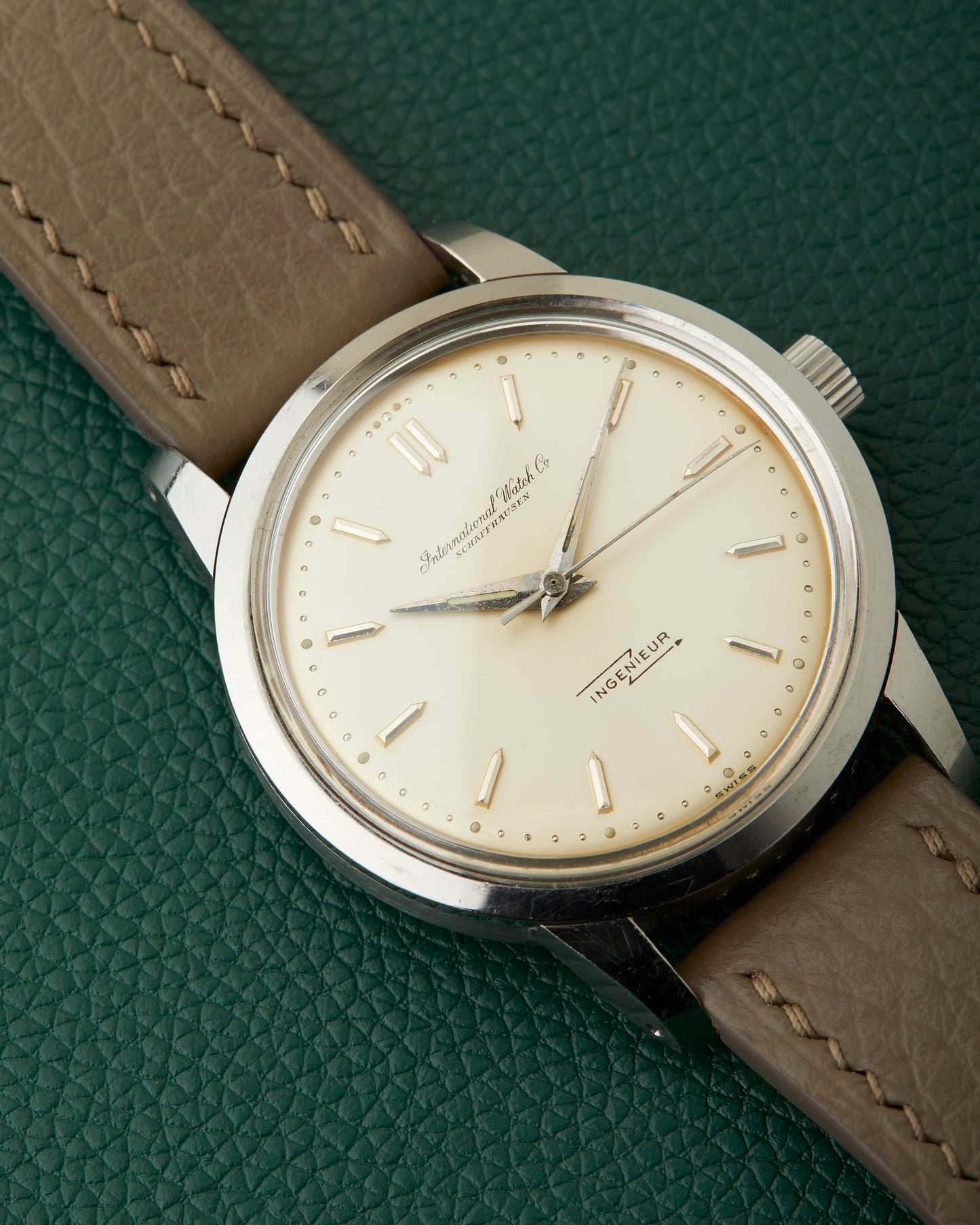 IWC Ref.666A Ingenieur Creamy Eggshell Dial Vintage Steel Watch