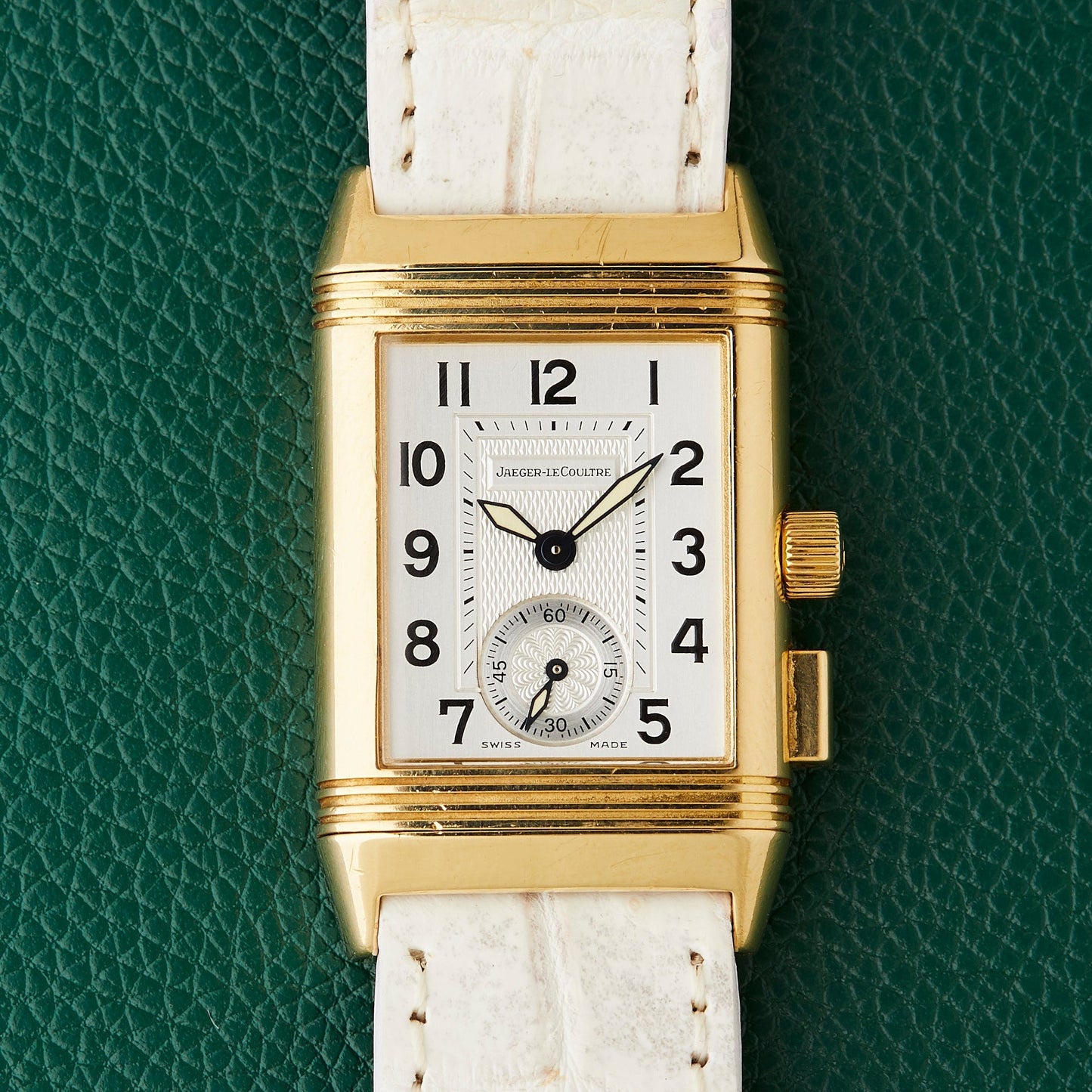 Jaeger-LeCoultre Ref. 255.1.82 Reverso Memory Model 18k Yellow Gold
