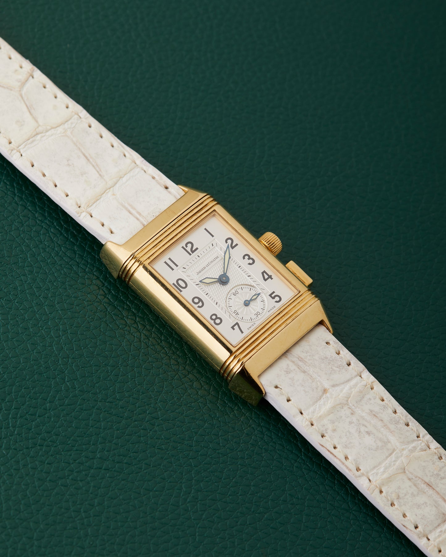 Jaeger-LeCoultre Ref. 255.1.82 Reverso Memory Model 18k Yellow Gold