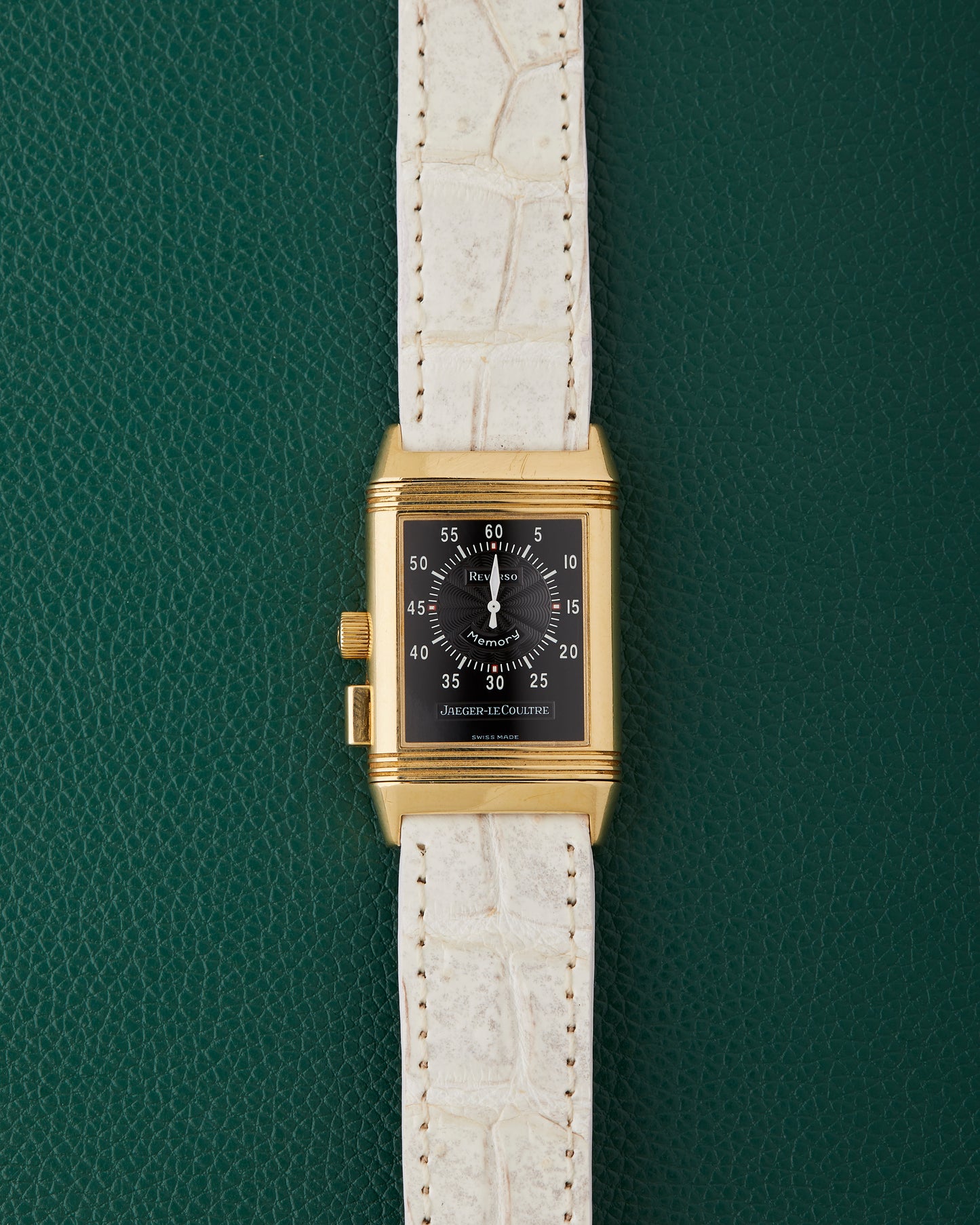 Jaeger-LeCoultre Ref. 255.1.82 Reverso Memory Model 18k Yellow Gold