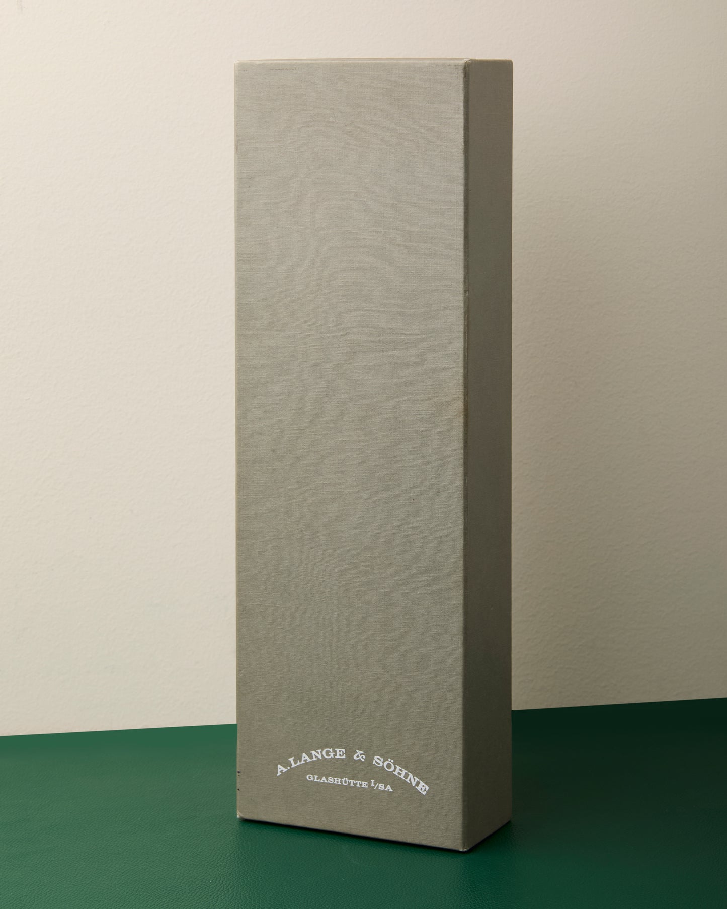 A. Lange & Söhne Saxonia Ref. 215.029 Box 2008 Papers 18k White Gold