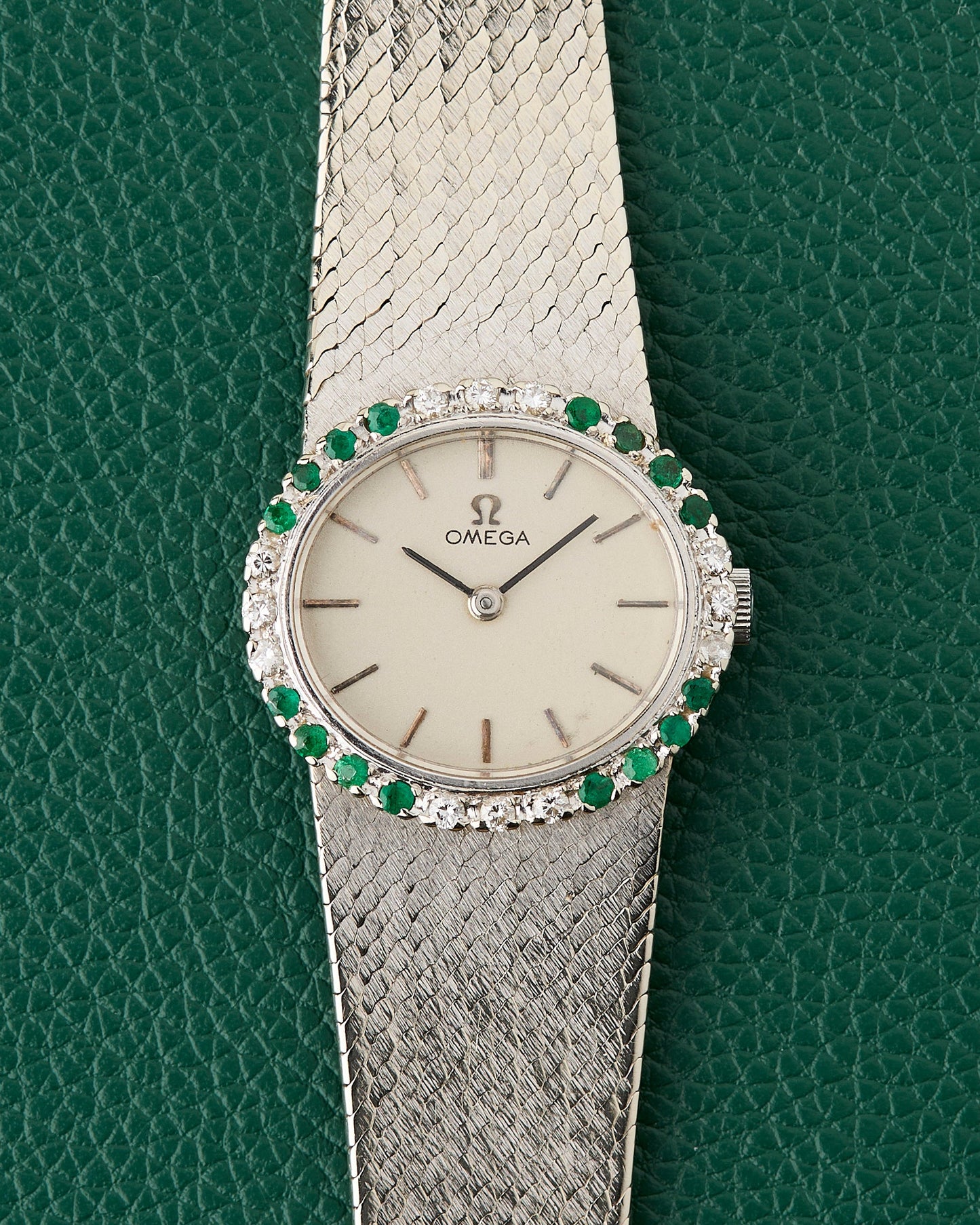 Omega Ref. 171BCF27P White Gold 18k Diamonds & Emeralds Cocktail Watch