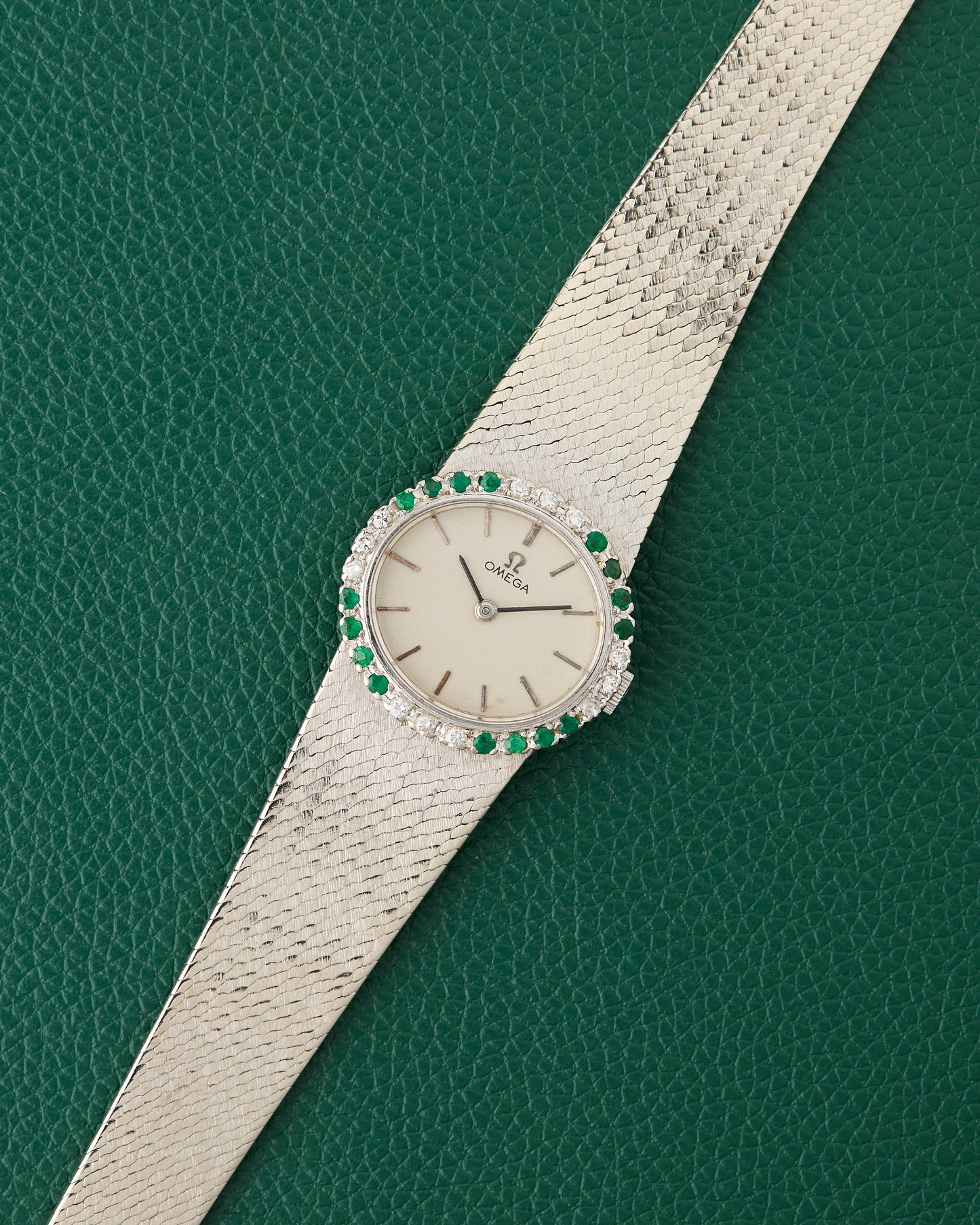Omega Ref. 171BCF27P White Gold 18k Diamonds & Emeralds Cocktail Watch