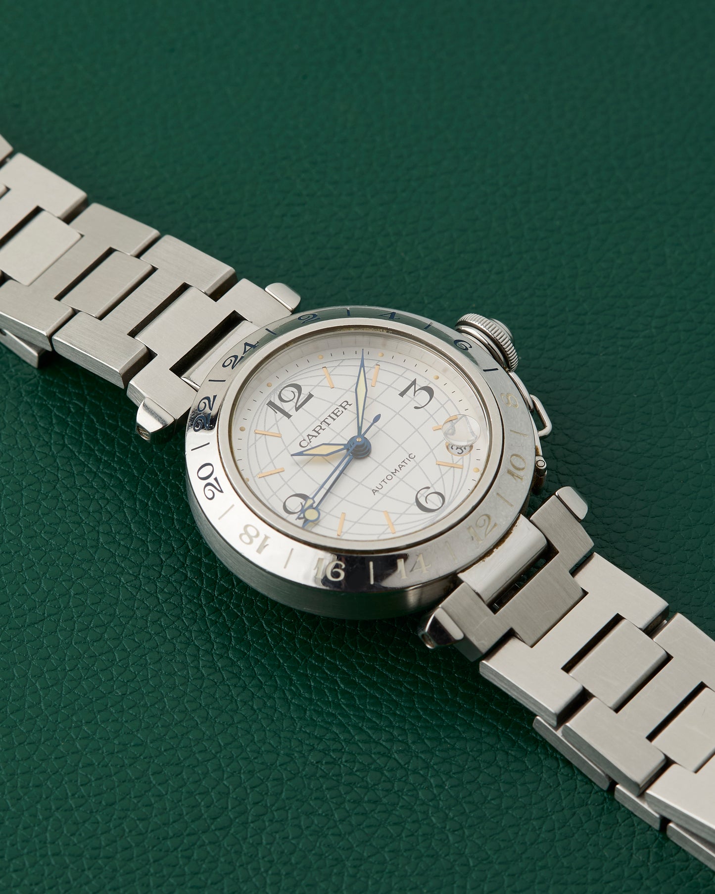 Cartier Pasha C GMT Ref. 2377 Steel Bracelet Automatic Red Box