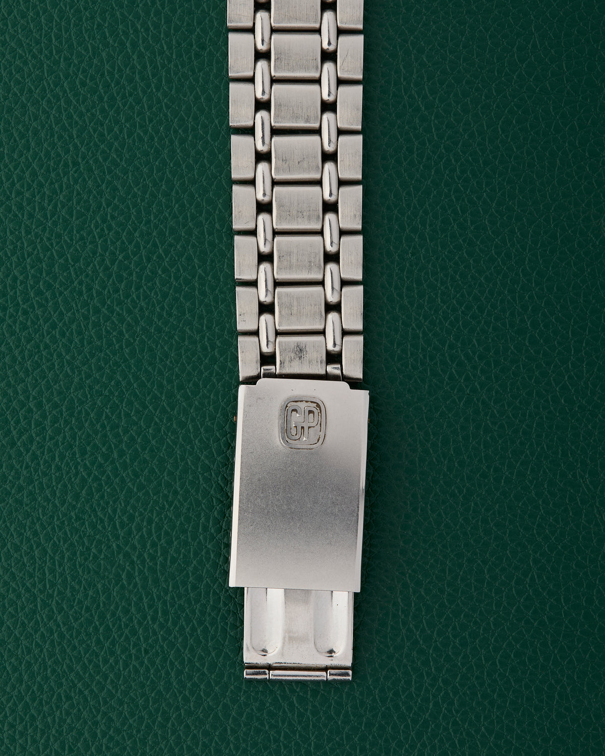 Girard-Perregaux Gyromatic Date Automatic
