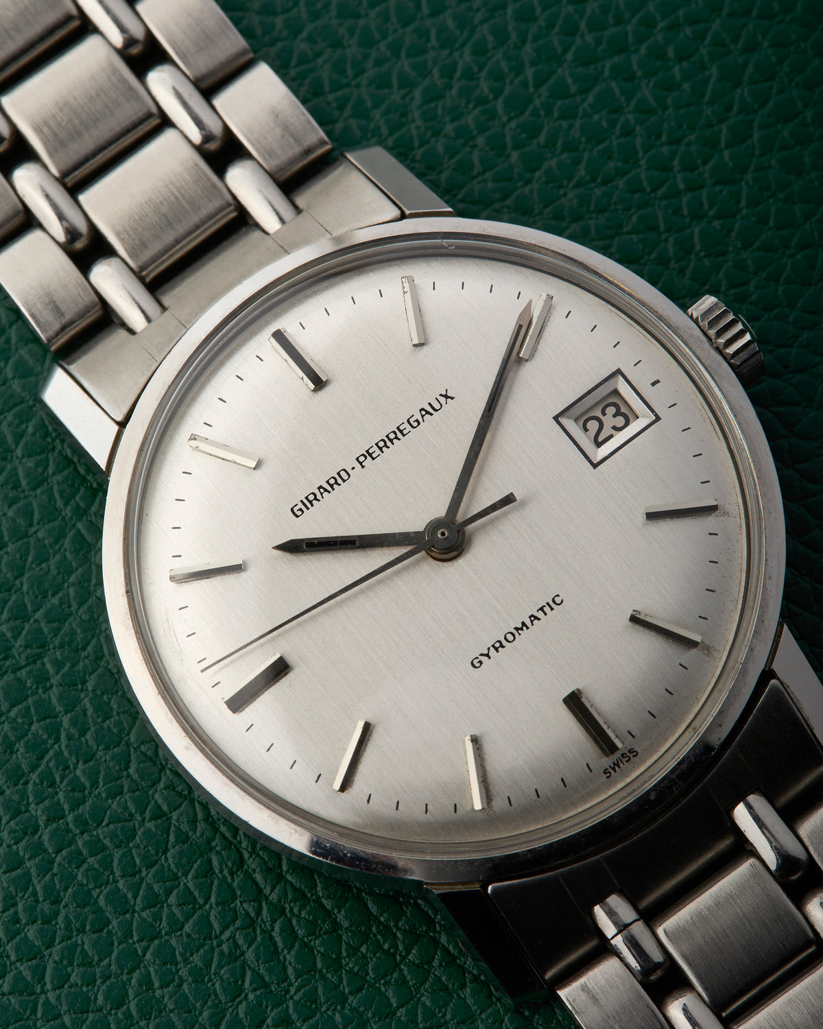 Girard-Perregaux Gyromatic Date Automatic