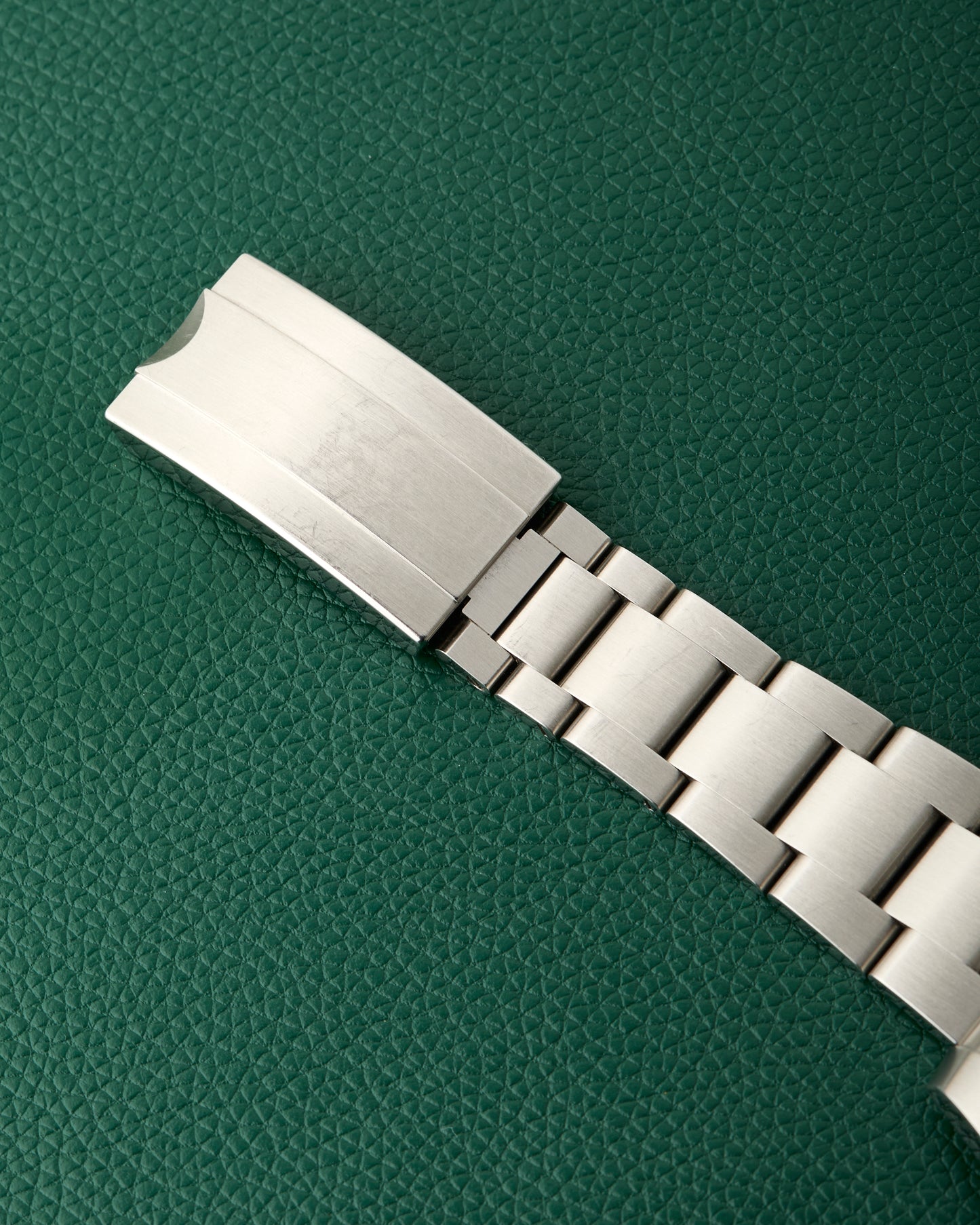 Rolex Ref.114060 Submariner No Date Oyster Full Set Box Papers 2020