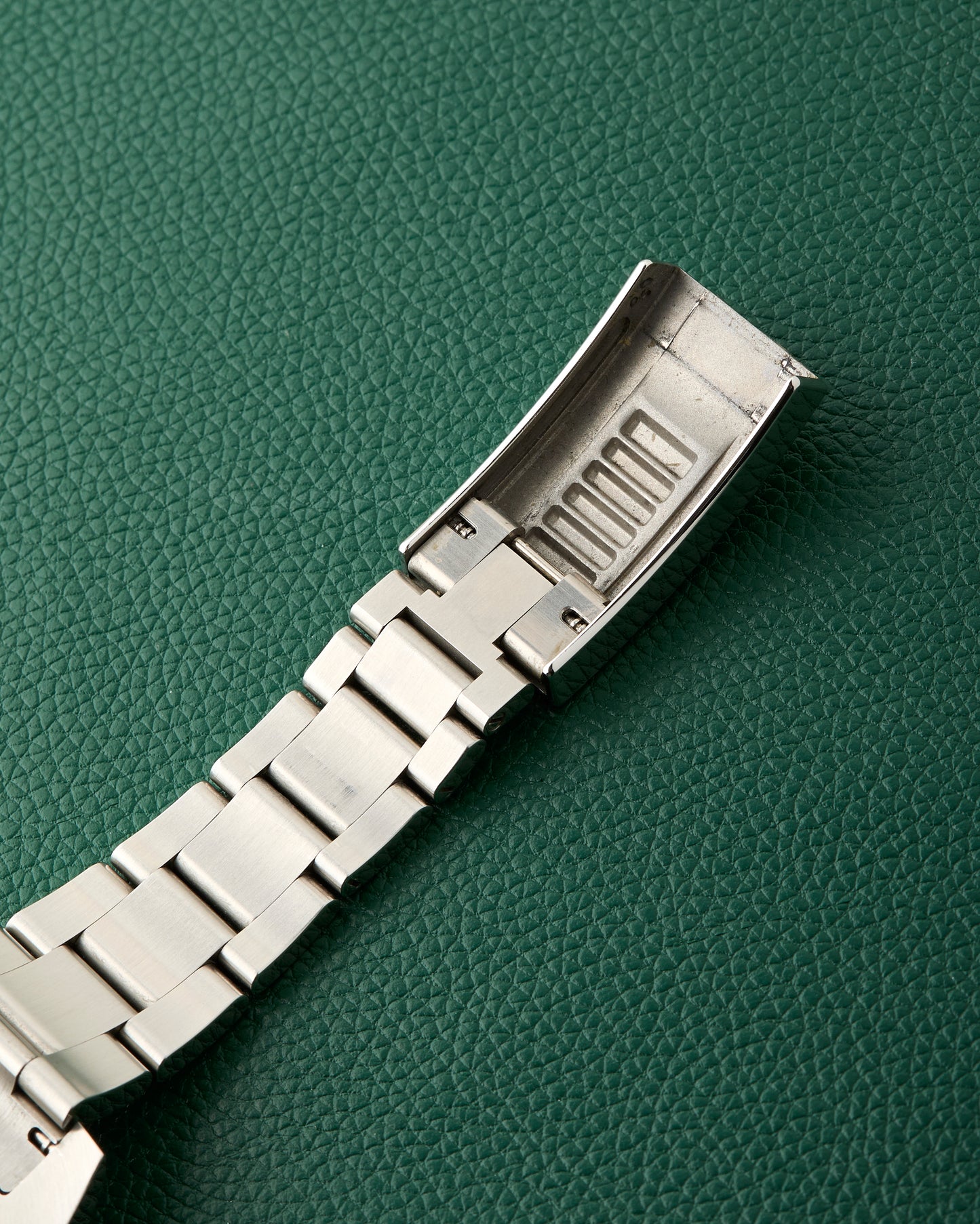 Rolex Ref.114060 Submariner No Date Oyster Full Set Box Papers 2020