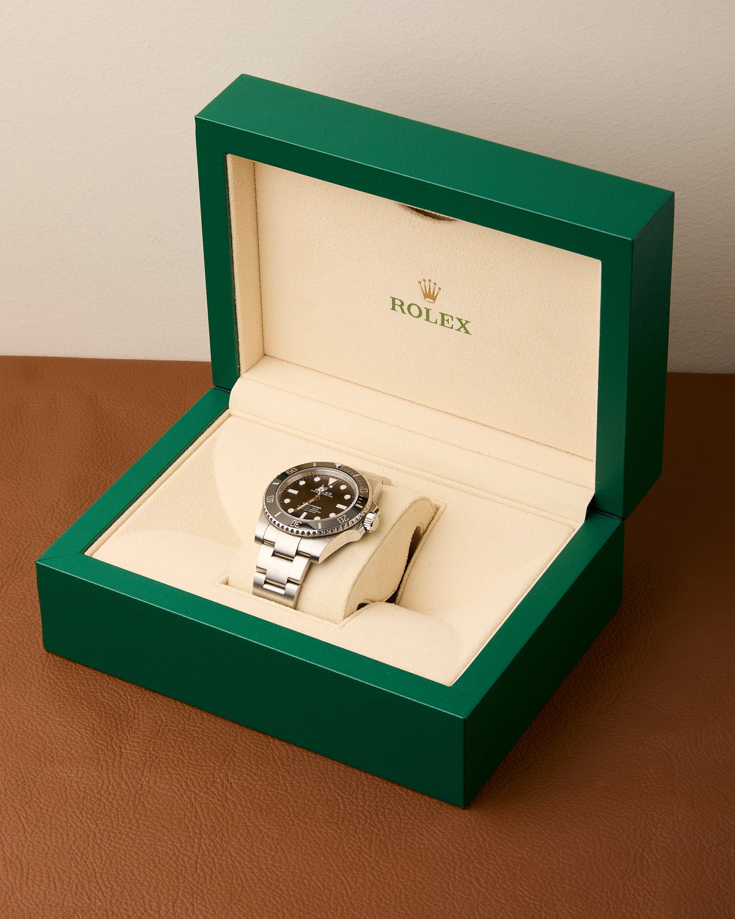 Rolex Ref.114060 Submariner No Date Oyster Full Set Box Papers 2020