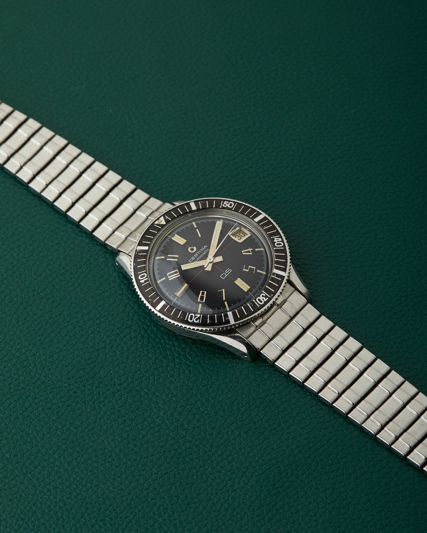 Certina DS Ref.5801113 Red Crosshair Diver Vintage