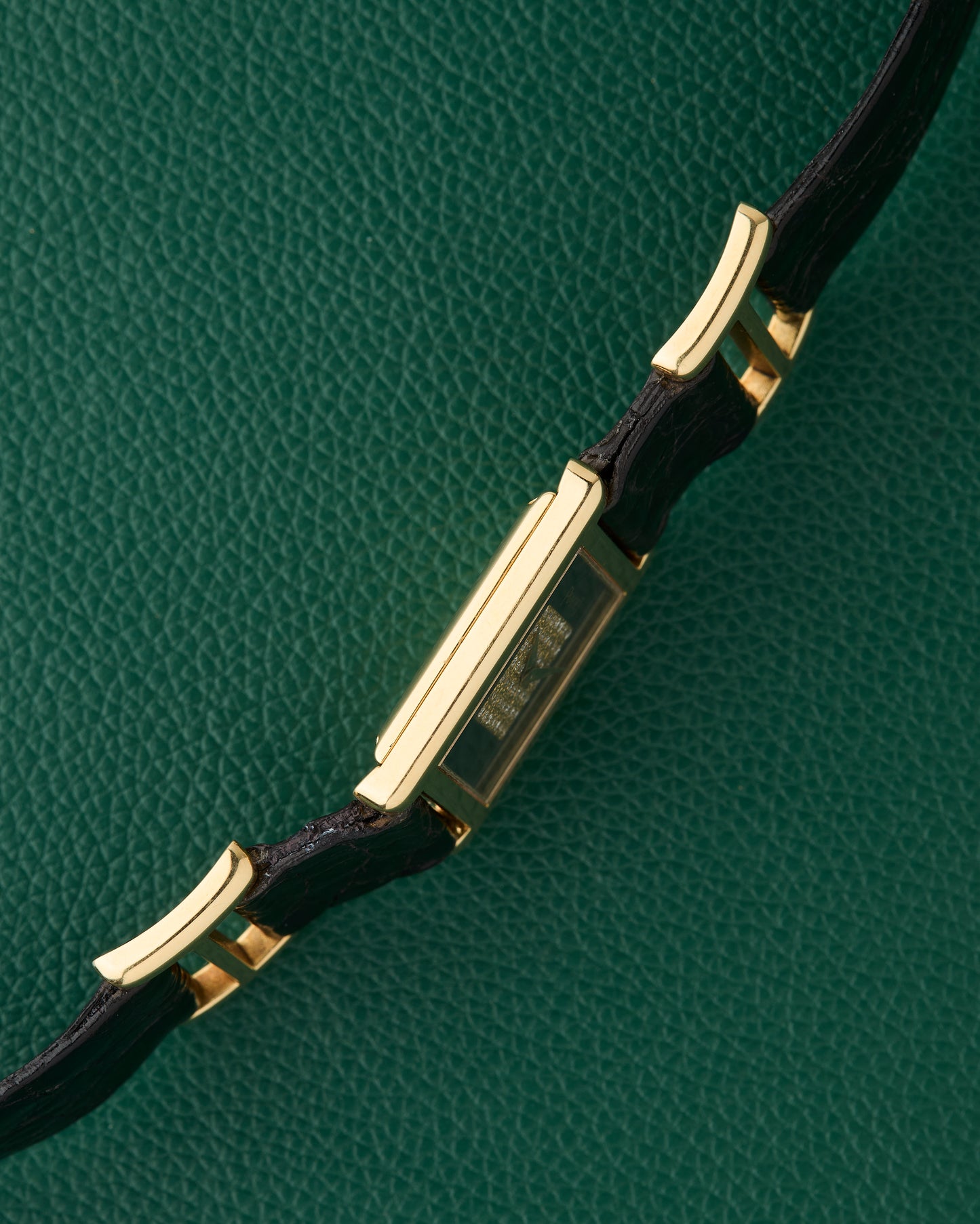 Piaget Ref. 90802 Onyx & Diamonds Dial 18k Yellow Gold