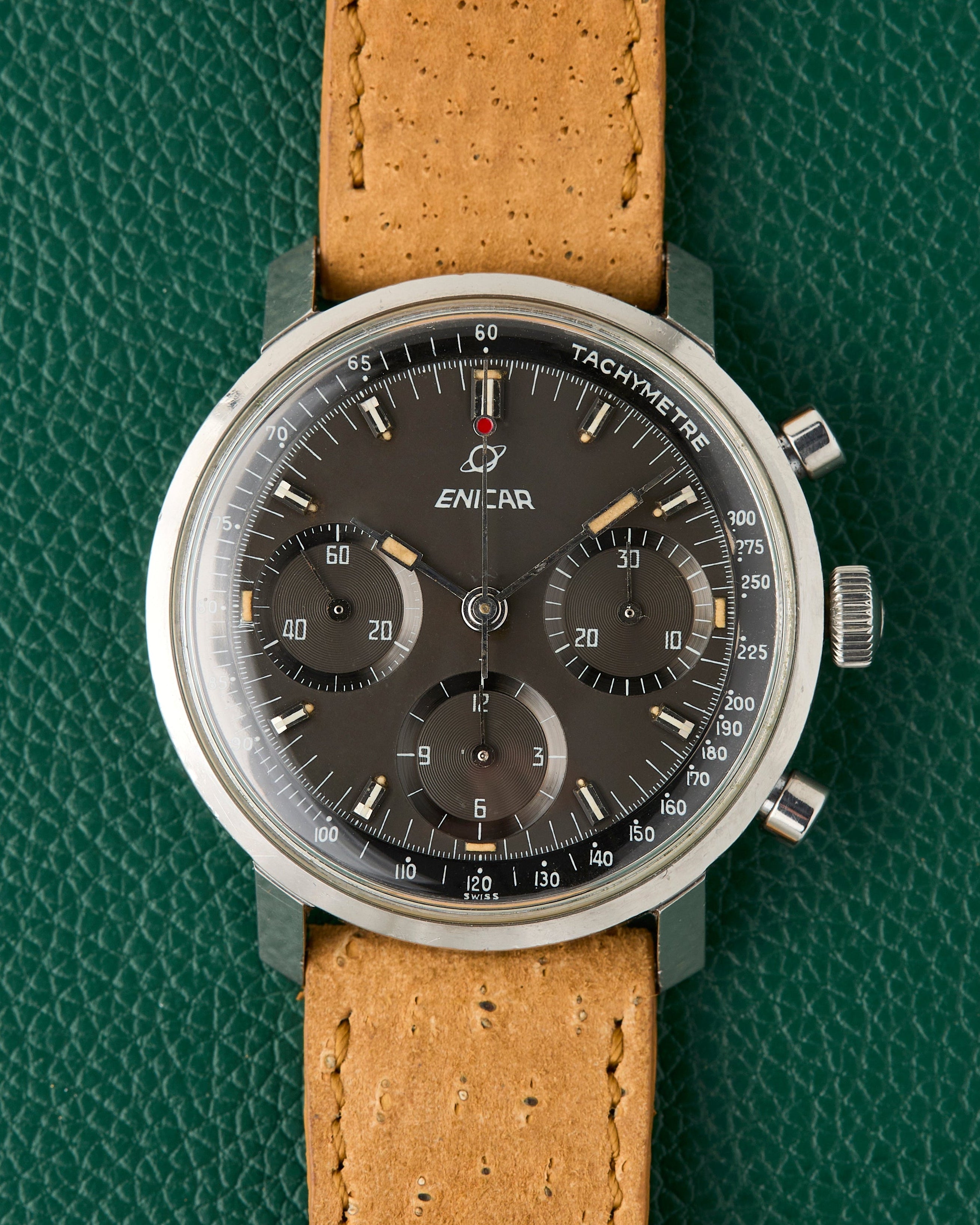 Enicar Garnix Ref. 2303 Vintage Valjoux 72 Chronograph – Tortoise Enicar Garnix Ref. 2303 Vintage Valjoux 72 Chronograph – Tortoise