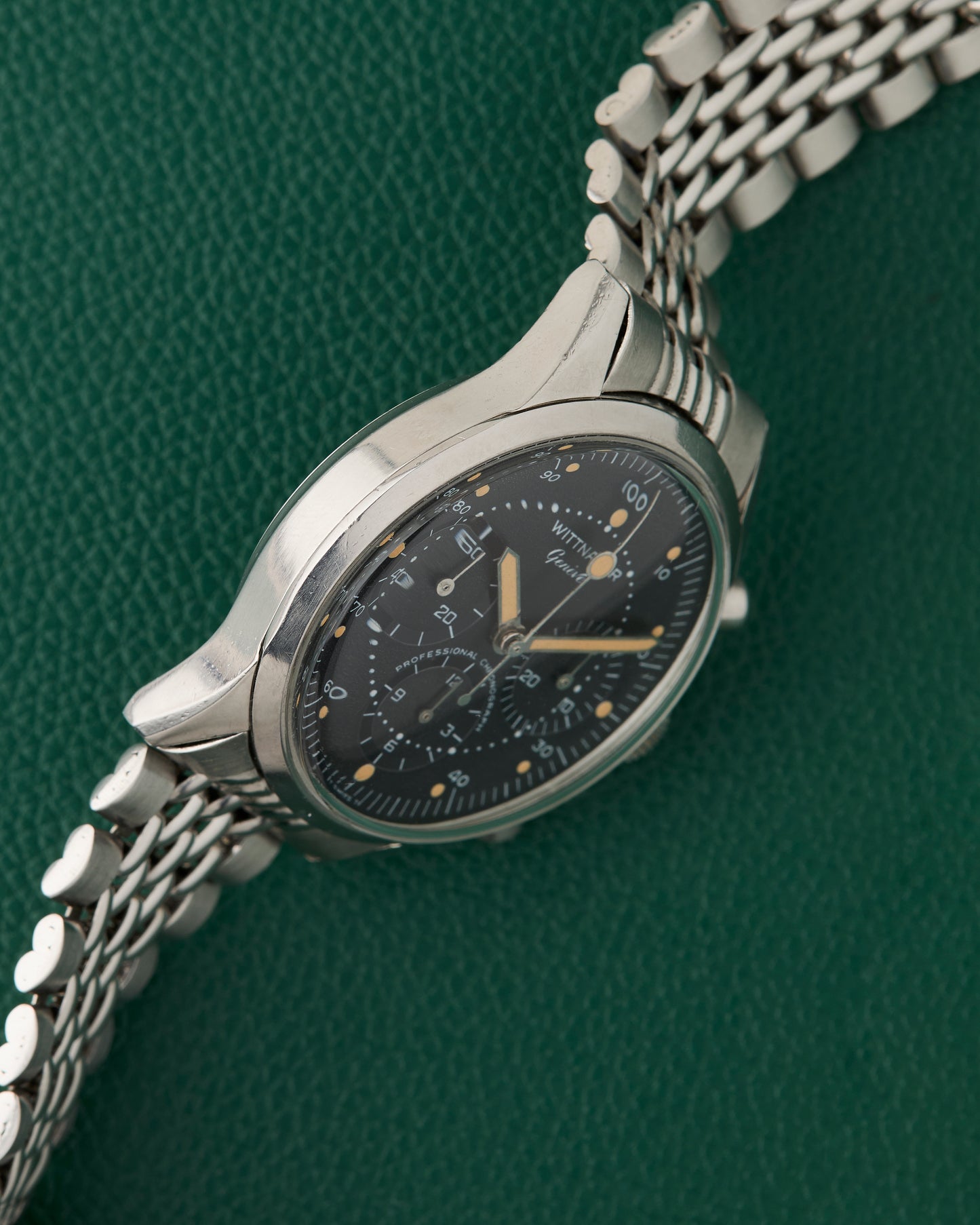 Wittnauer Ref. 242T Professional Chronograph Valjoux 72