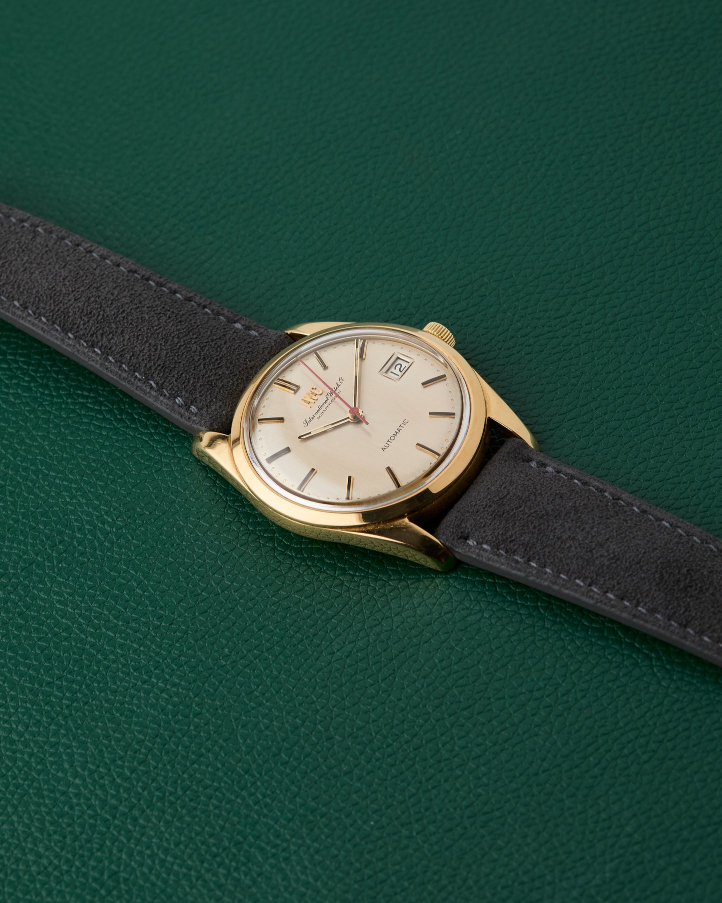 IWC Shaffhausen Ref. R817A Automatic 18k Yellow Gold
