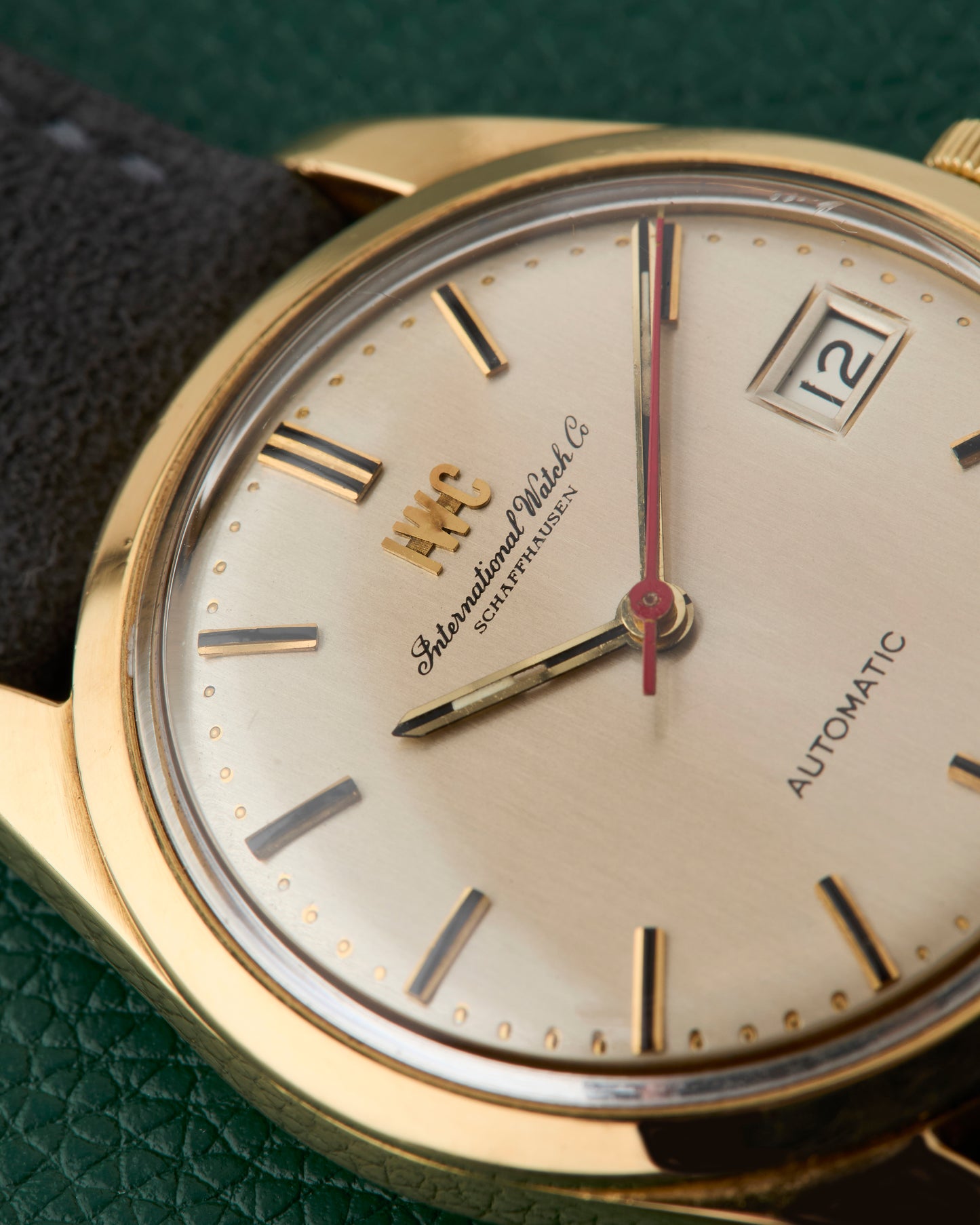 IWC Shaffhausen Ref. R817A Automatic 18k Yellow Gold