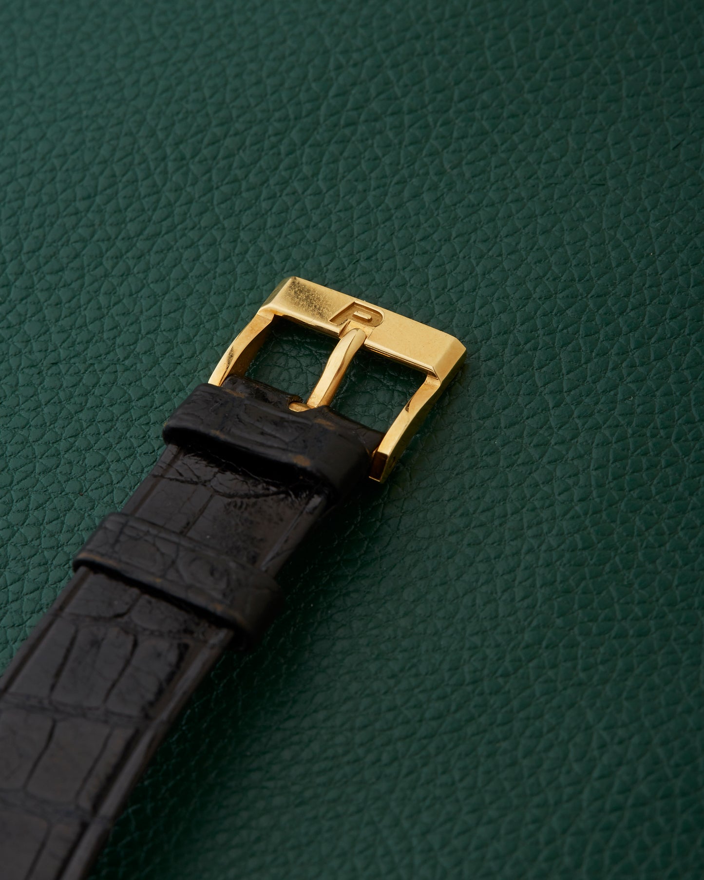 Piaget 2621 Ultra Thin 18k Yellow Gold Dress Watch