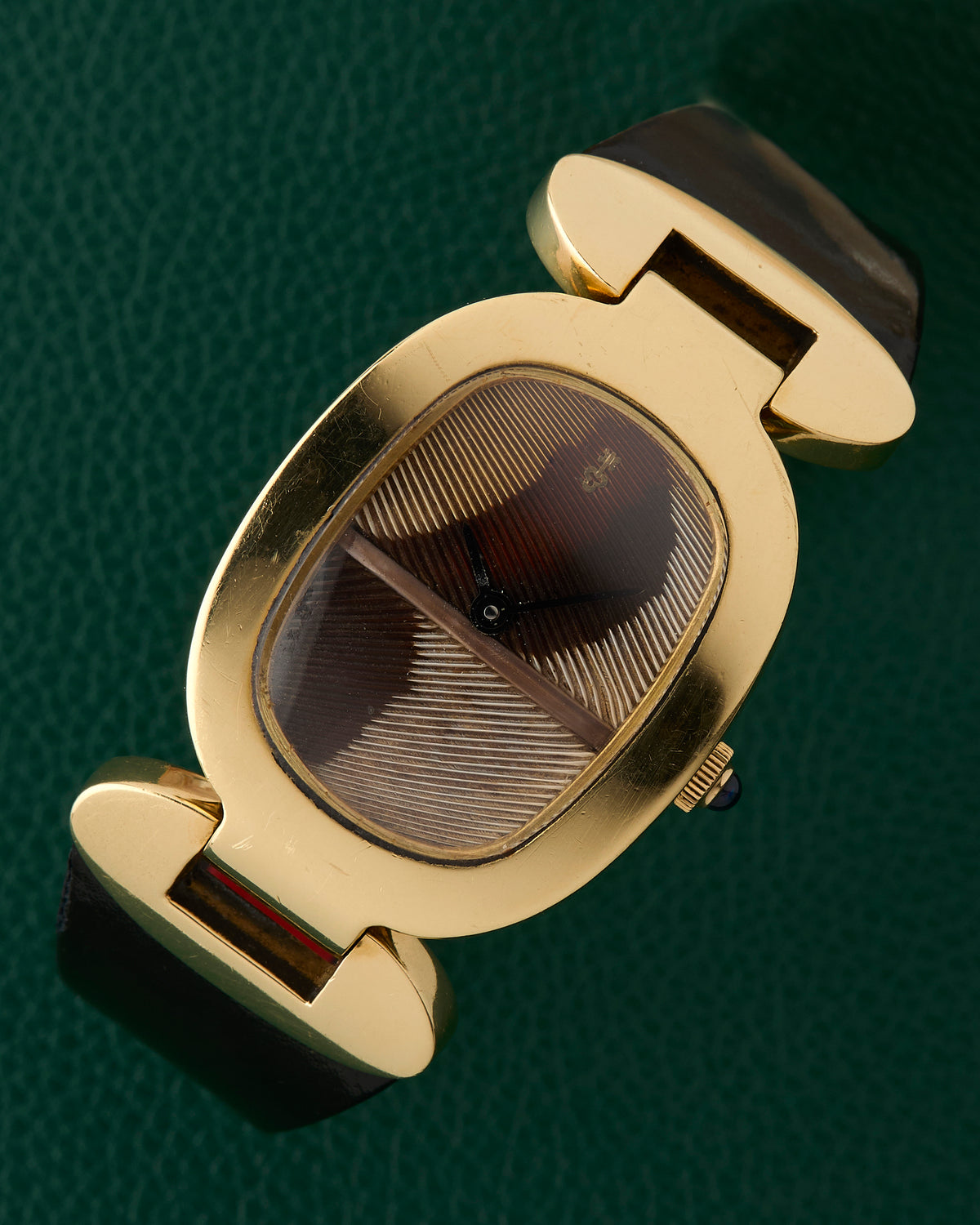 Corum Love Bond Ref. 57310C11 Exotic Feather Dial 18K Yellow Gold
