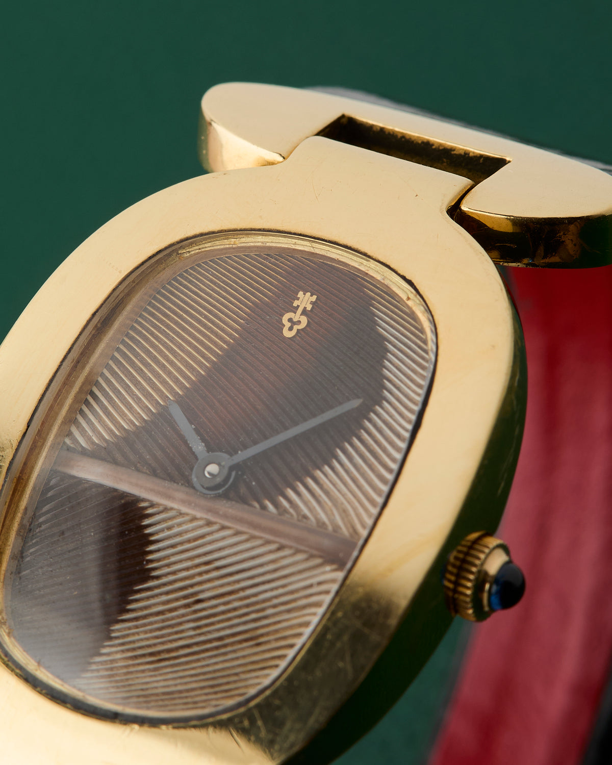 Corum Love Bond Ref. 57310C11 Exotic Feather Dial 18K Yellow Gold