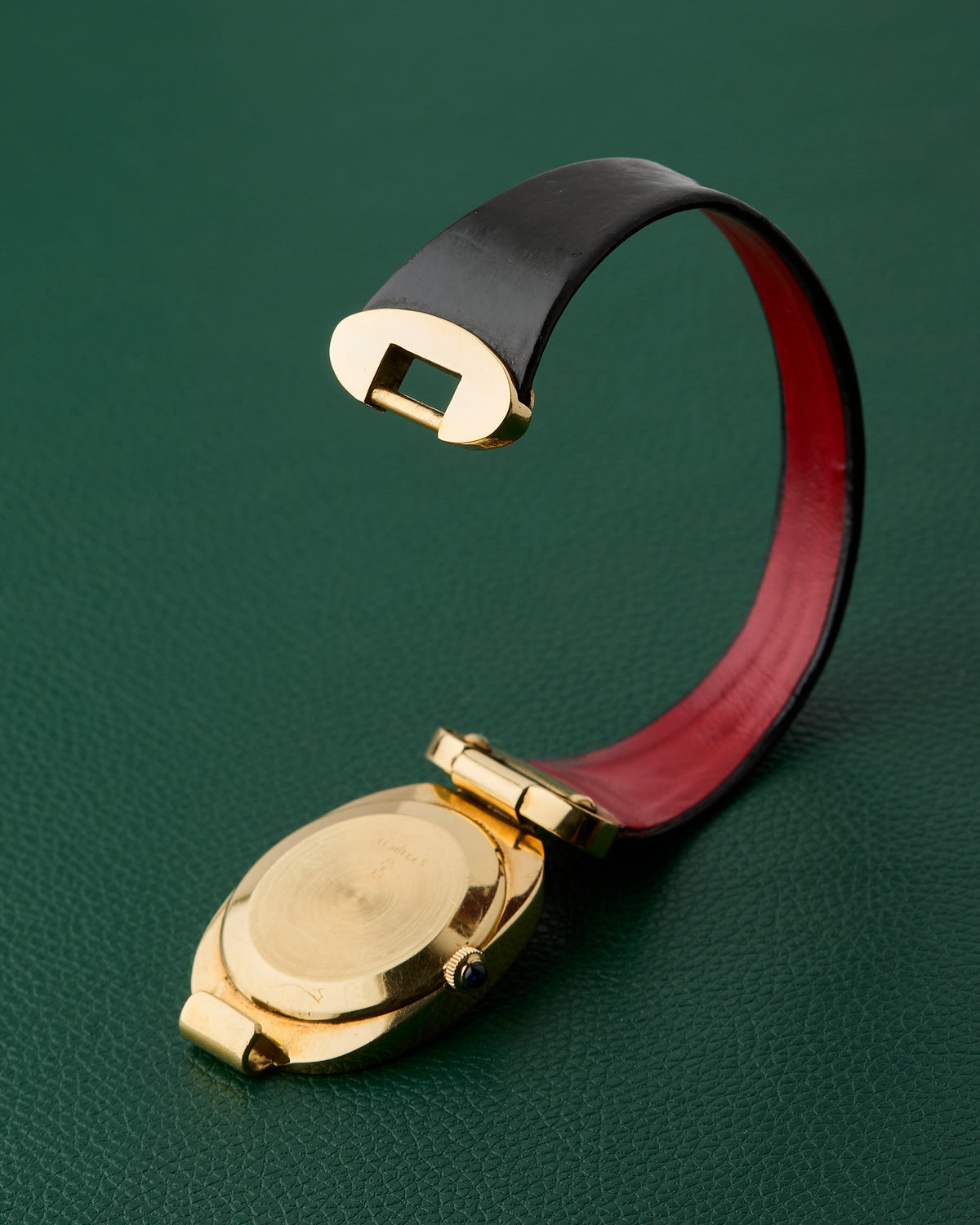 Corum Love Bond Ref. 57310C11 Exotic Feather Dial 18K Yellow Gold