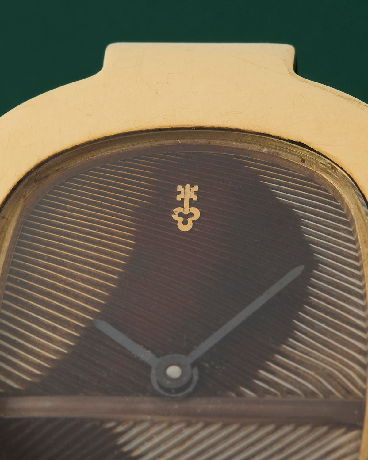 Corum Love Bond Ref. 57310C11 Exotic Feather Dial 18K Yellow Gold