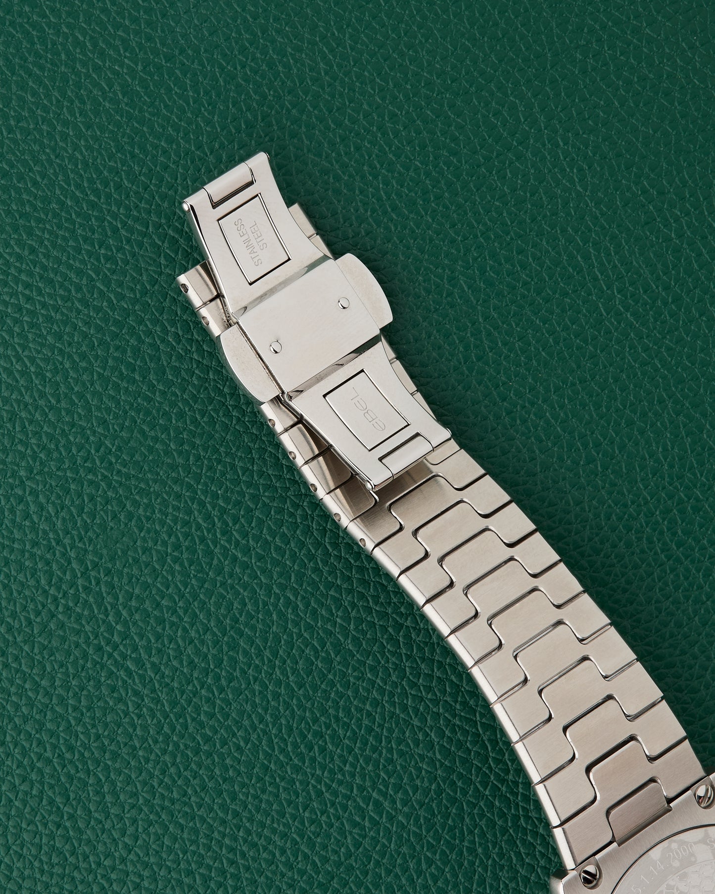 Ebel Ref. 05.1.14.2000 Sport Classic Salmon Dial UAE Full Set 2025