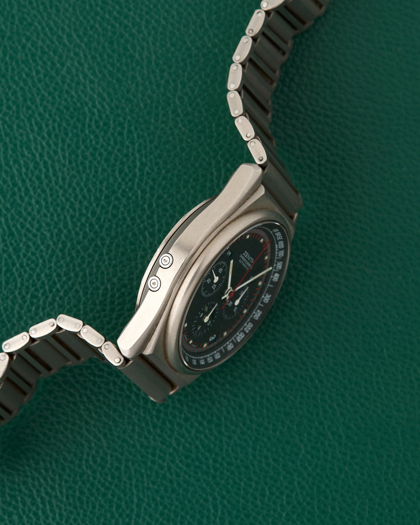 Zenith Titanium 95.0102.418 Port Royal Moonphase Black Dial Neo-Vintage 1980s