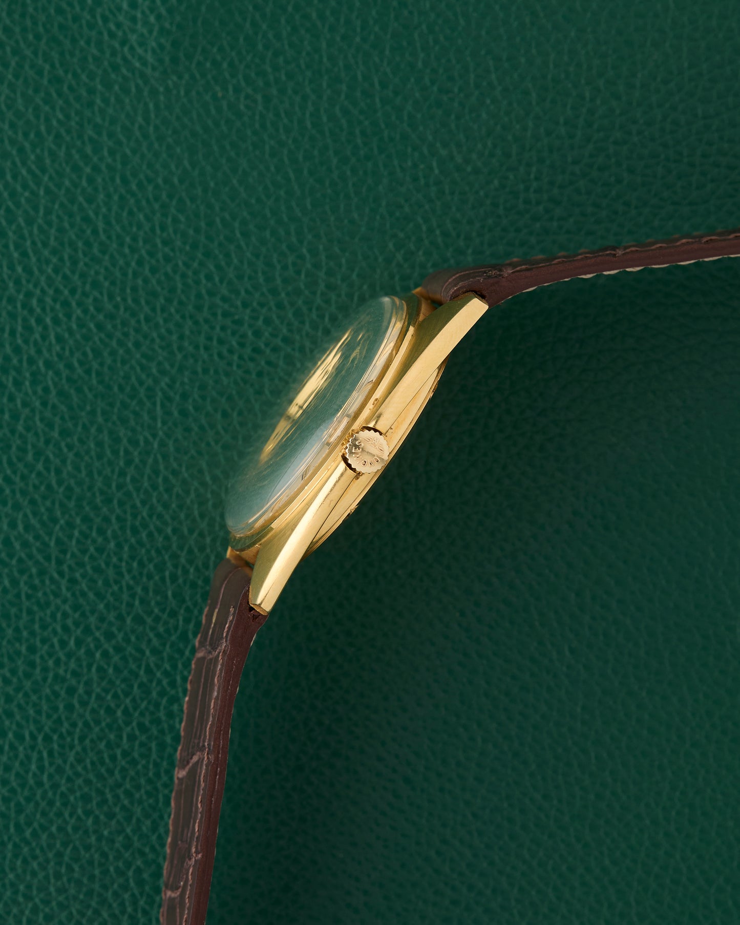 Longines Ultra-Chron Ref. 8382A Automatic 18K Dress Watch