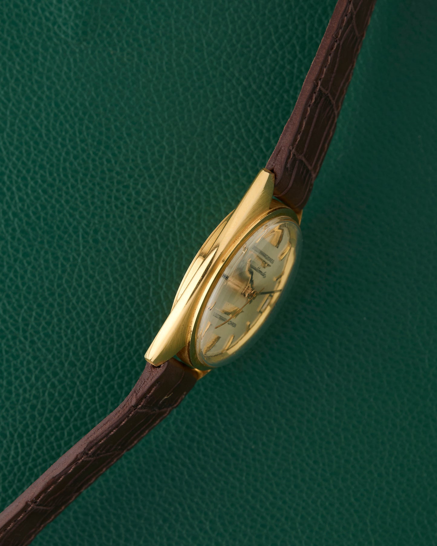 Longines Ultra-Chron Ref. 8382A Automatic 18K Dress Watch