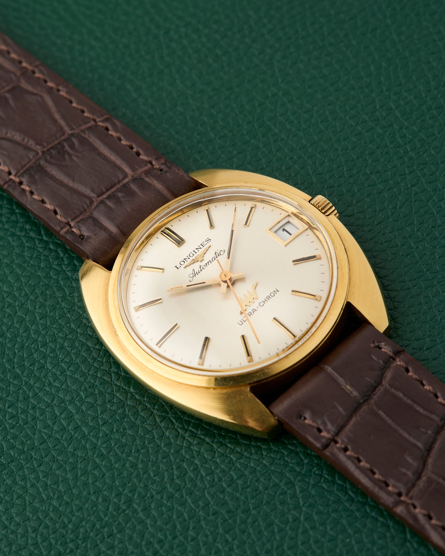 Longines Ultra-Chron Ref. 8382A Automatic 18K Dress Watch