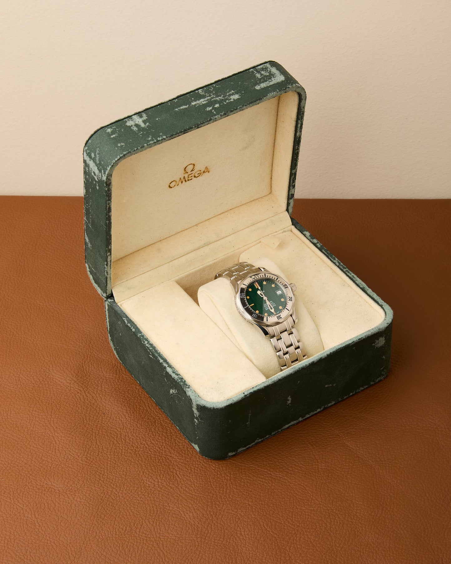 Omega Ref. 2553.41.00 Seamaster Jacques Mayol Limited Edition Green Full Set 1997