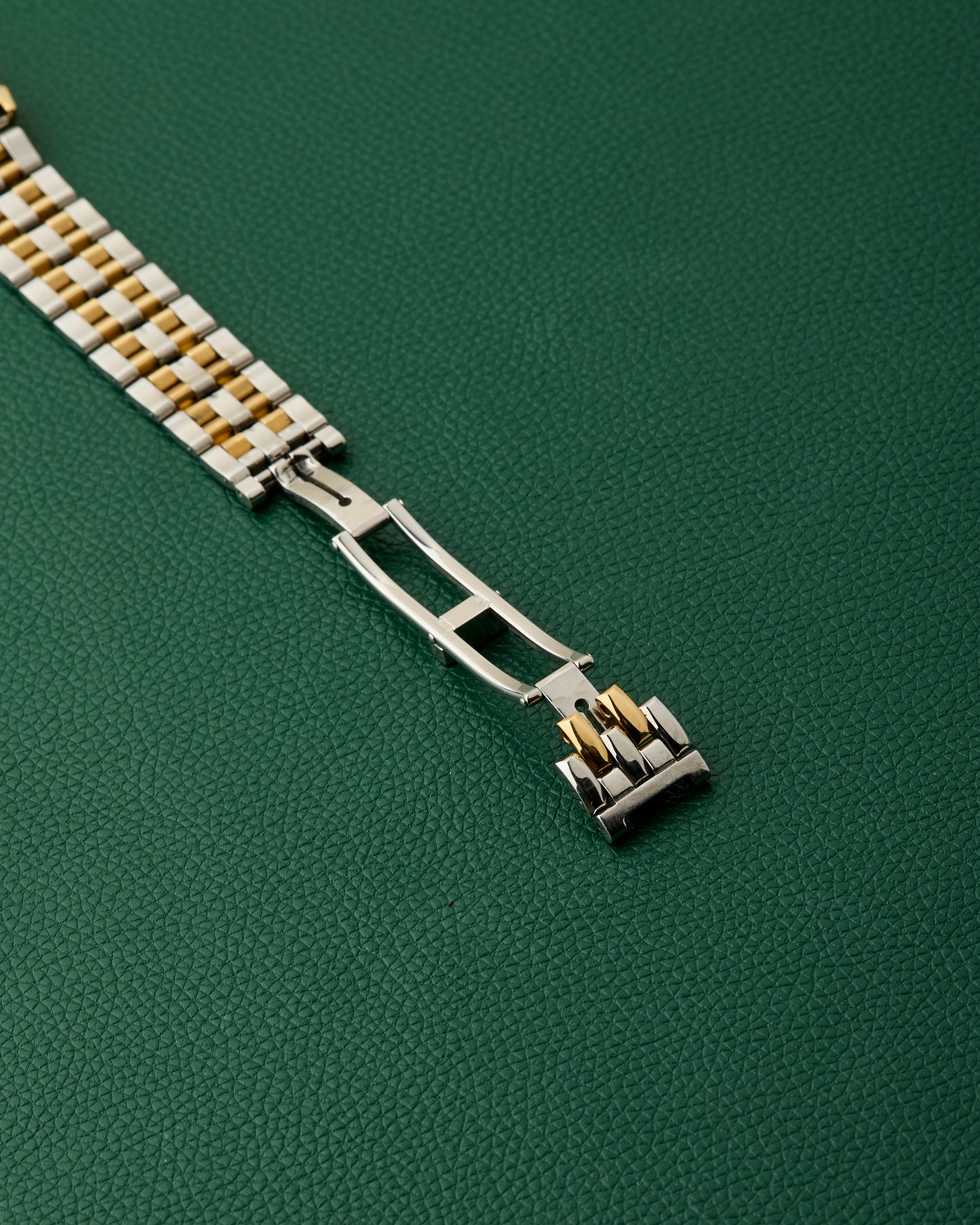 Jaeger Le-Coultre Reverso Ref. 261.5.08 Two-Toned Bracelet