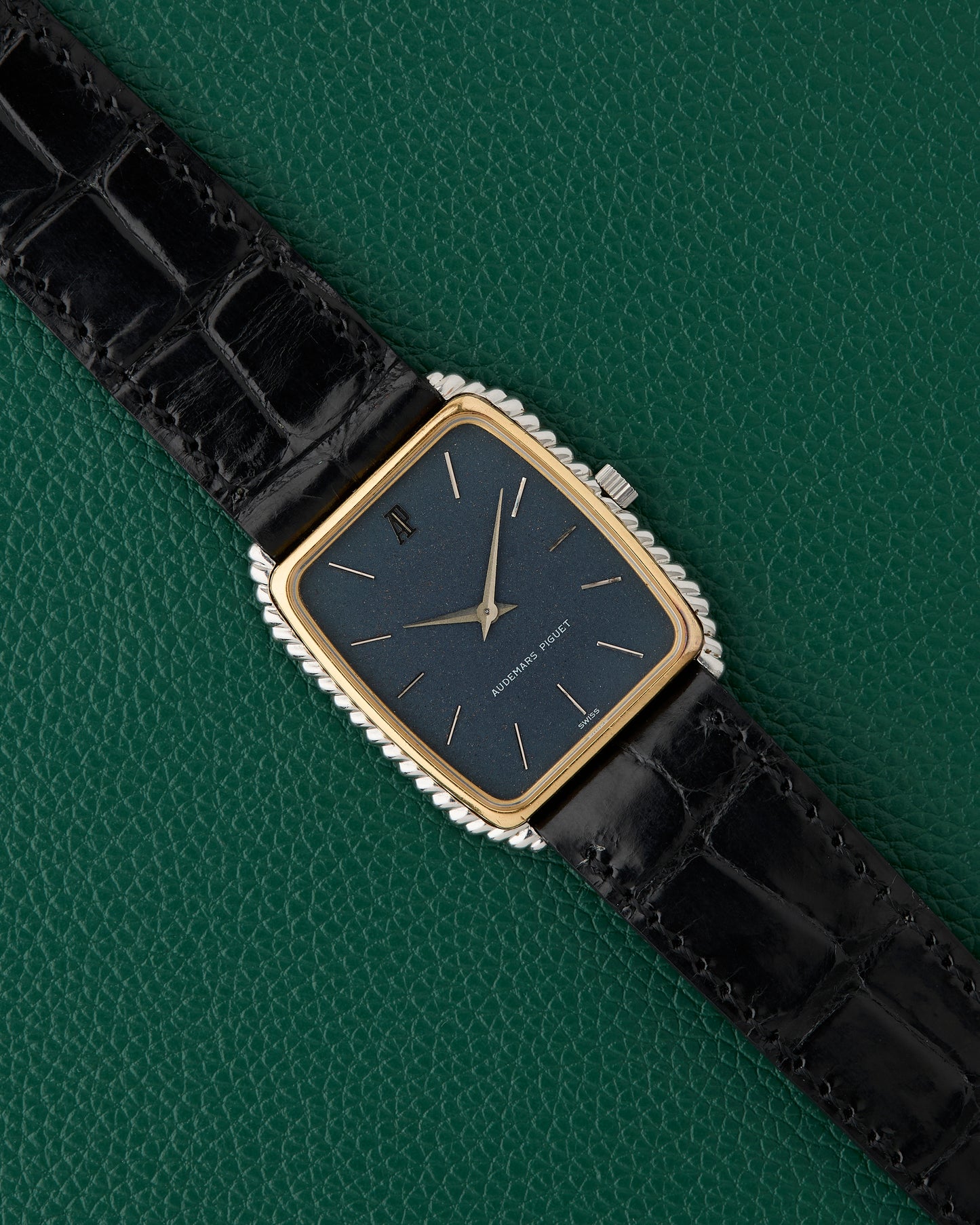 Audemars Piguet Ribbed Ellipse Ref. 4249 Steel & 18K Gold