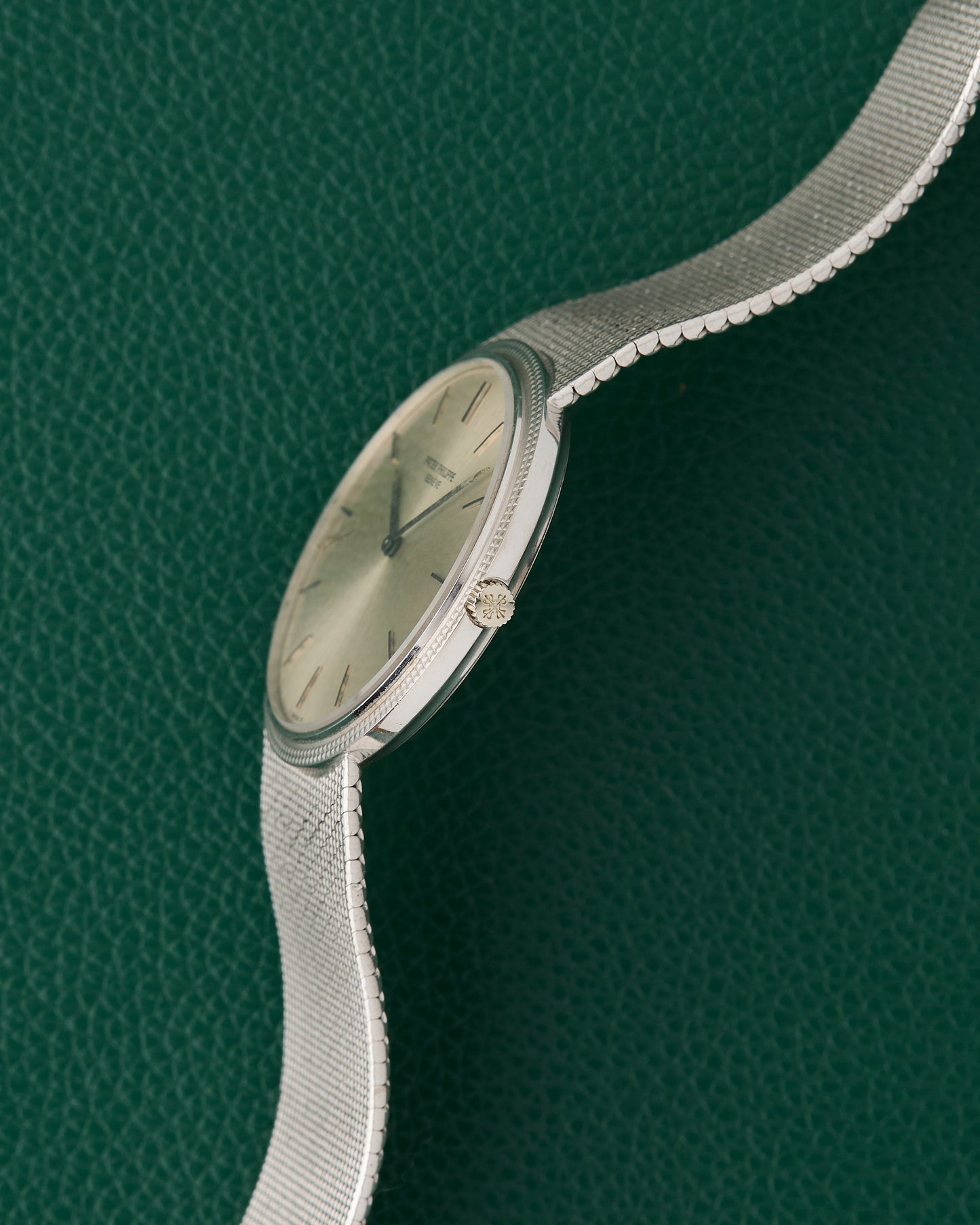 Patek Philippe Calatrava Ref. 3520/10 White Gold 18K