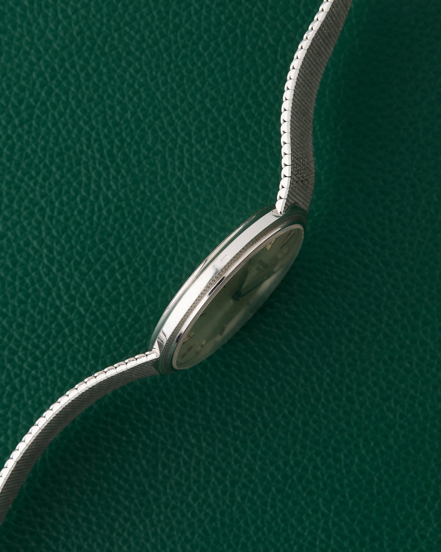 Patek Philippe Calatrava Ref. 3520/10 White Gold 18K