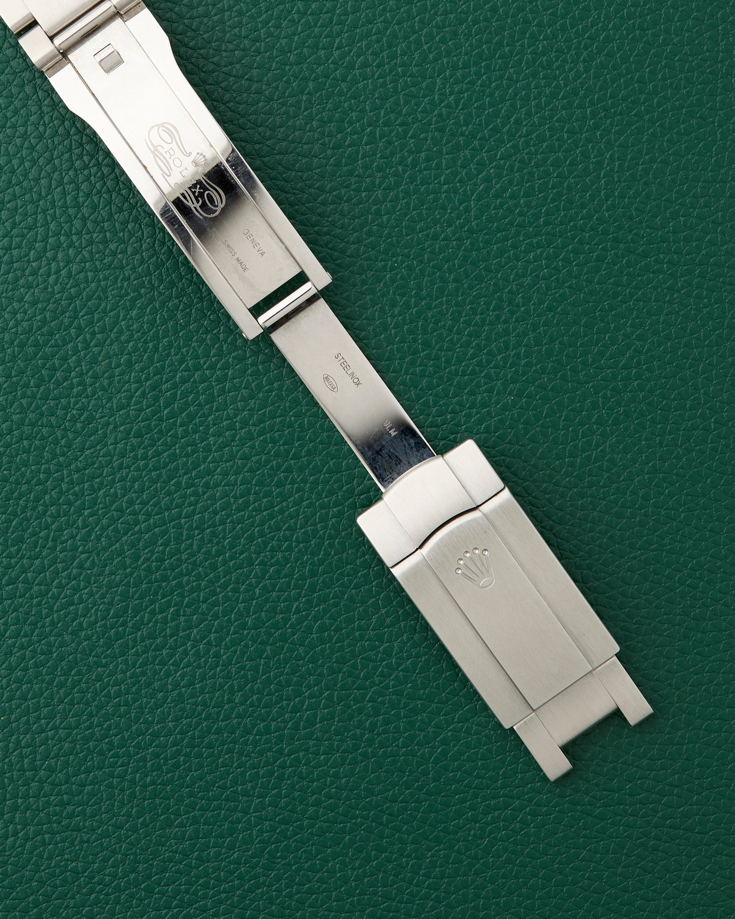 Rolex Ref. 126000 Oyster Perpetual 36 Green Dial Full Set 2020