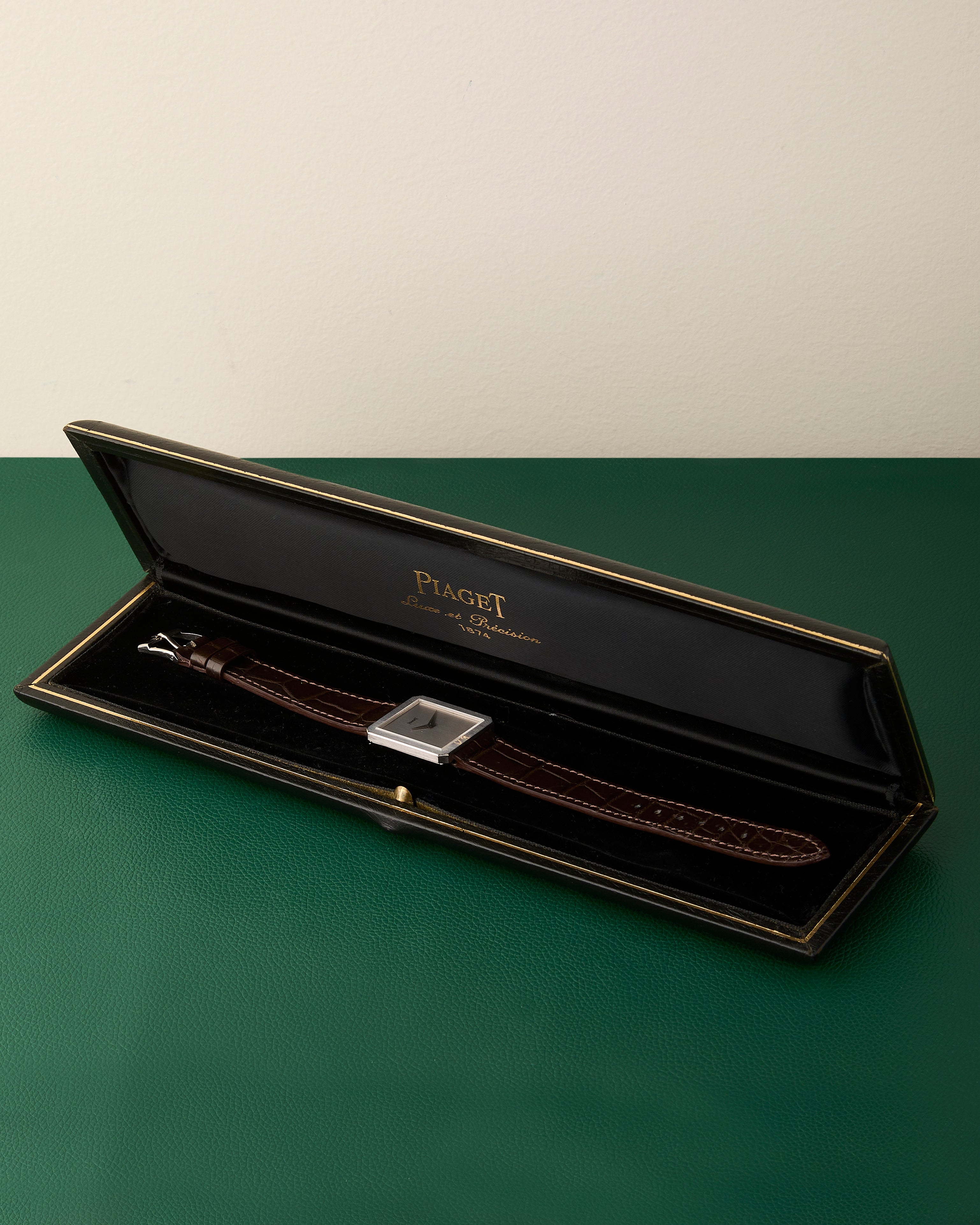 Piaget Protocole Ref.9154 White Gold 18K Vintage 18K Buckle & Box