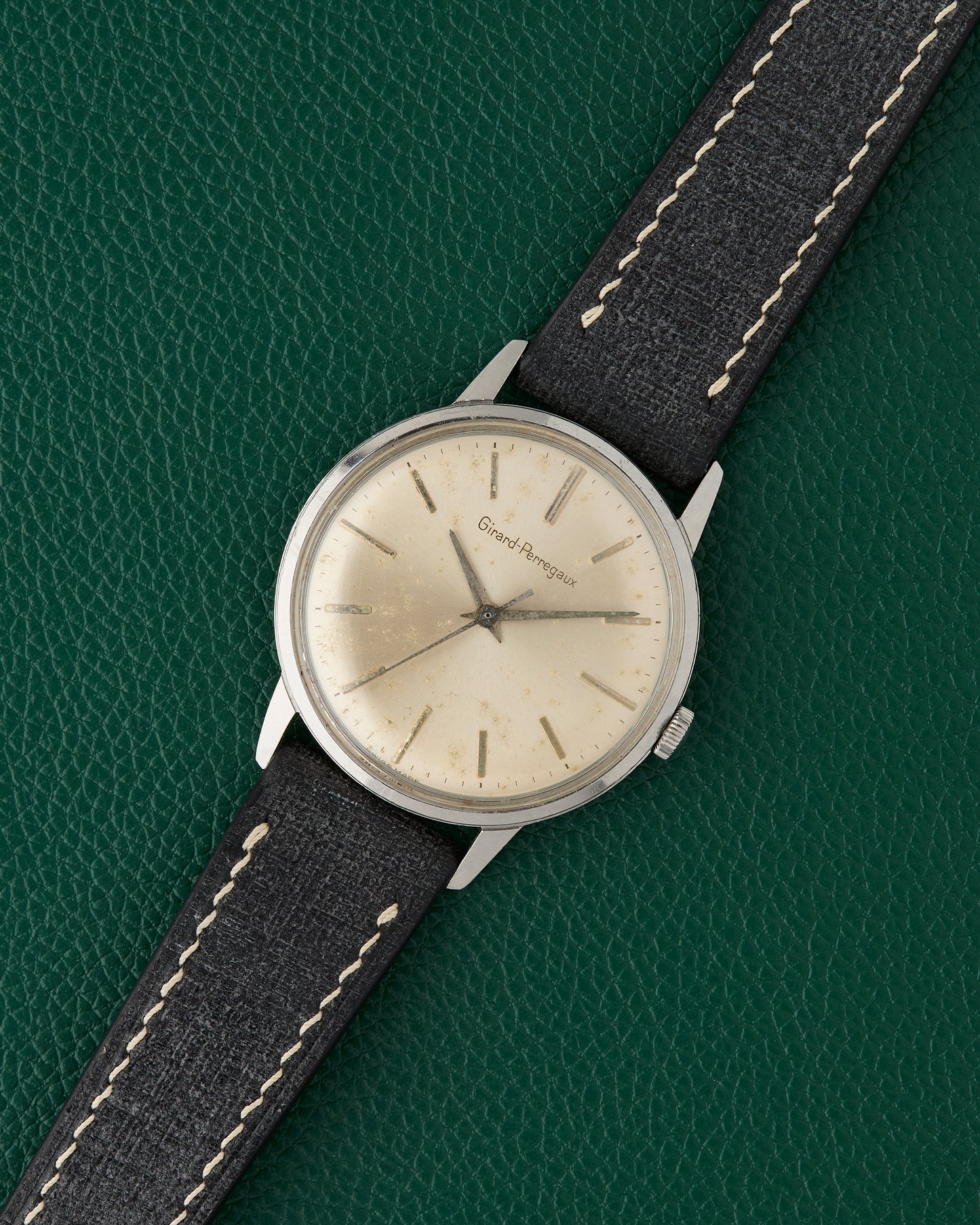 Girard-Perregaux Calatrava Stainless Steel Champagne Dial