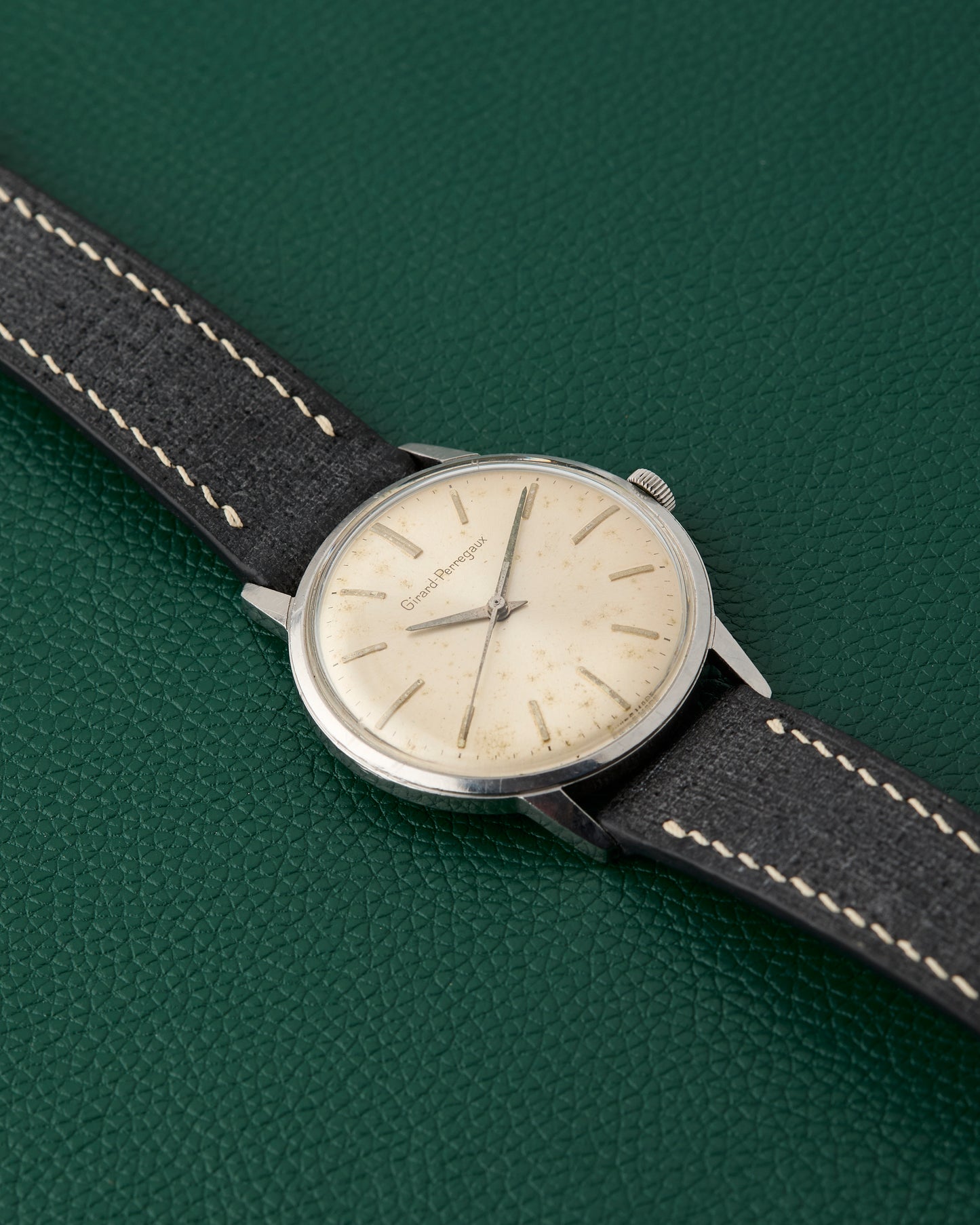 Girard-Perregaux Calatrava Stainless Steel Champagne Dial