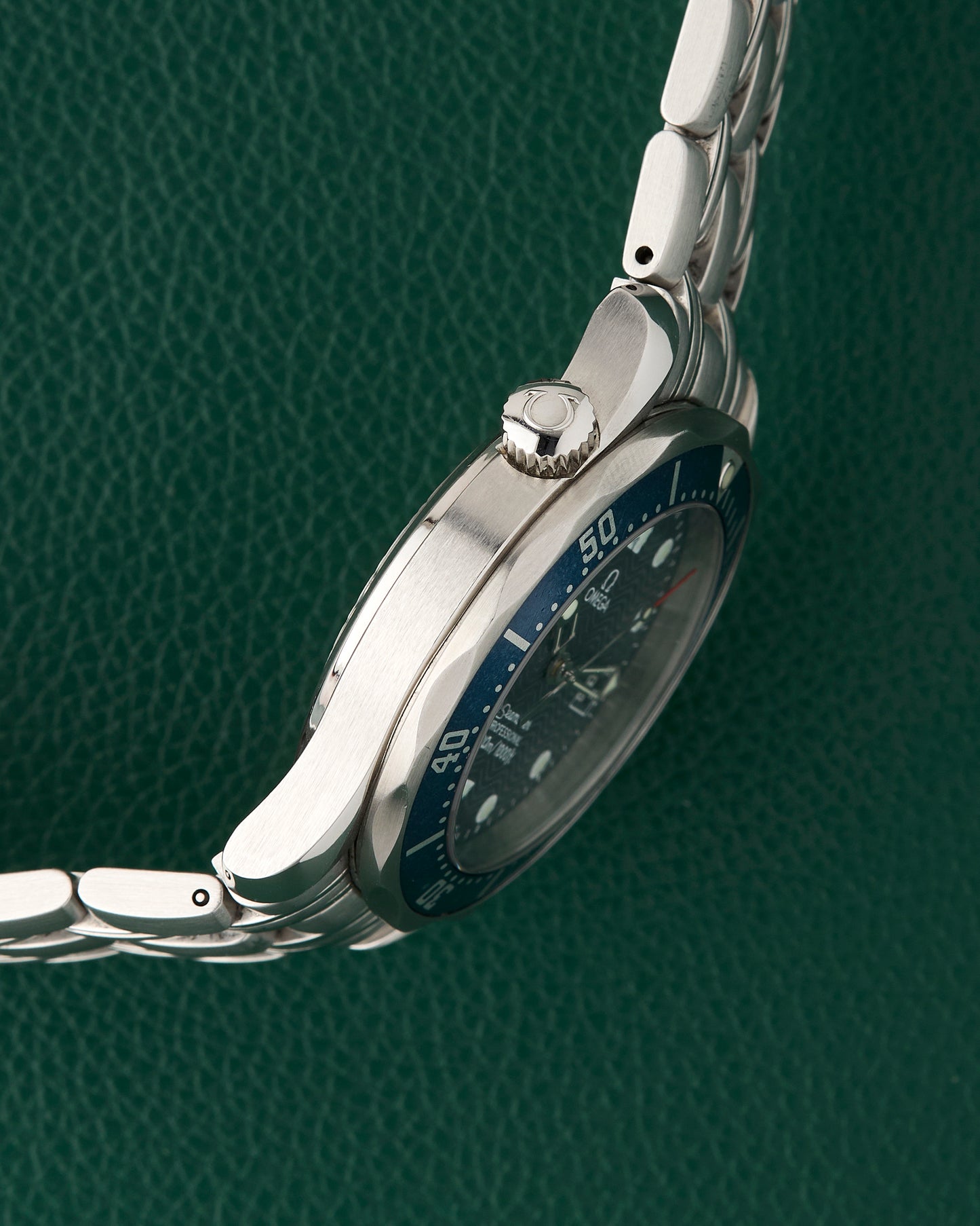 Omega Seamaster Professional Ref. 2561.80.00 Quartz 1998