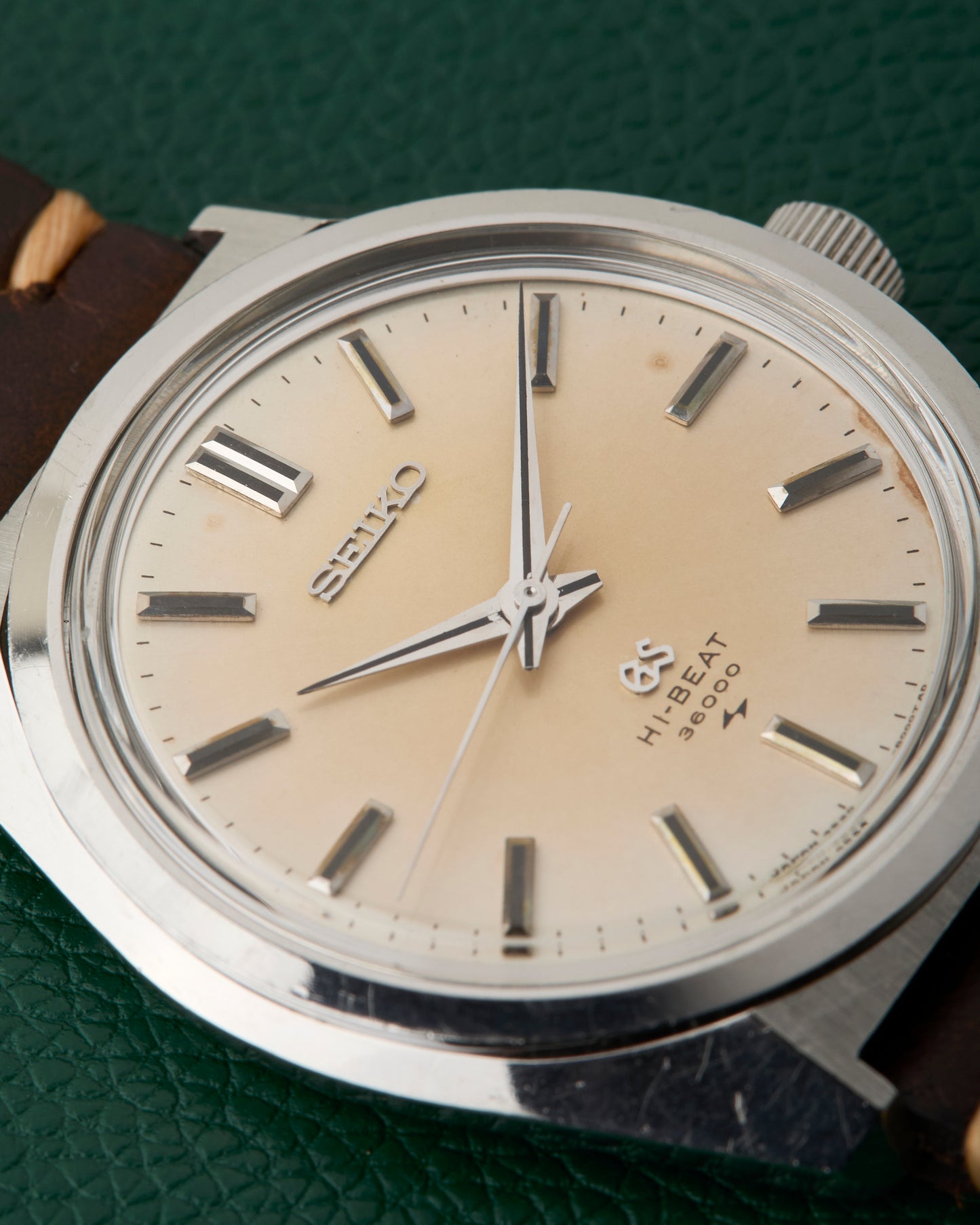 Seiko Grand Seiko Ref. 4520-8000 Hi-Beat Sunburst Patina Dial 1970